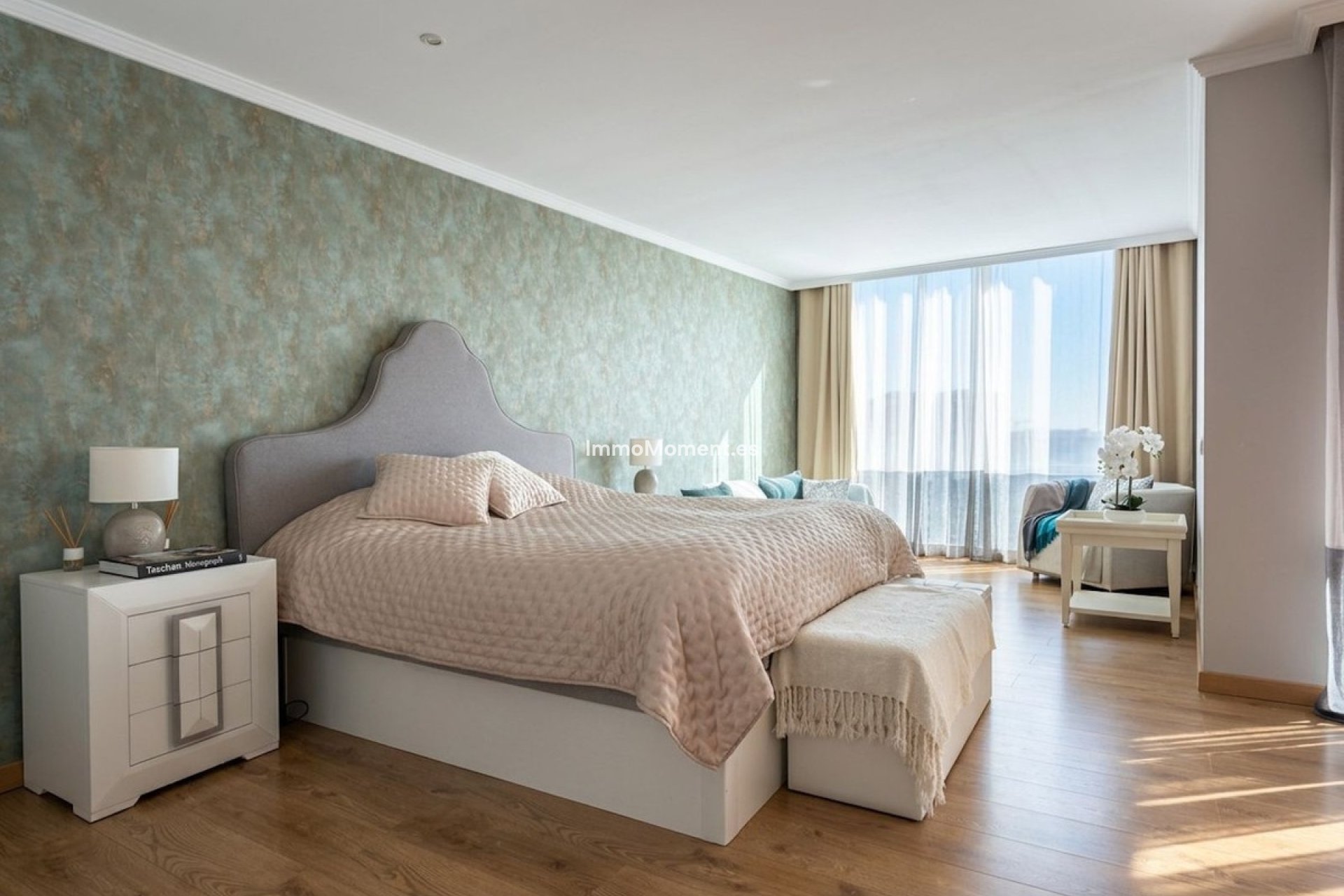 Resale - Apartment - Benahavís - Benahavís Centro