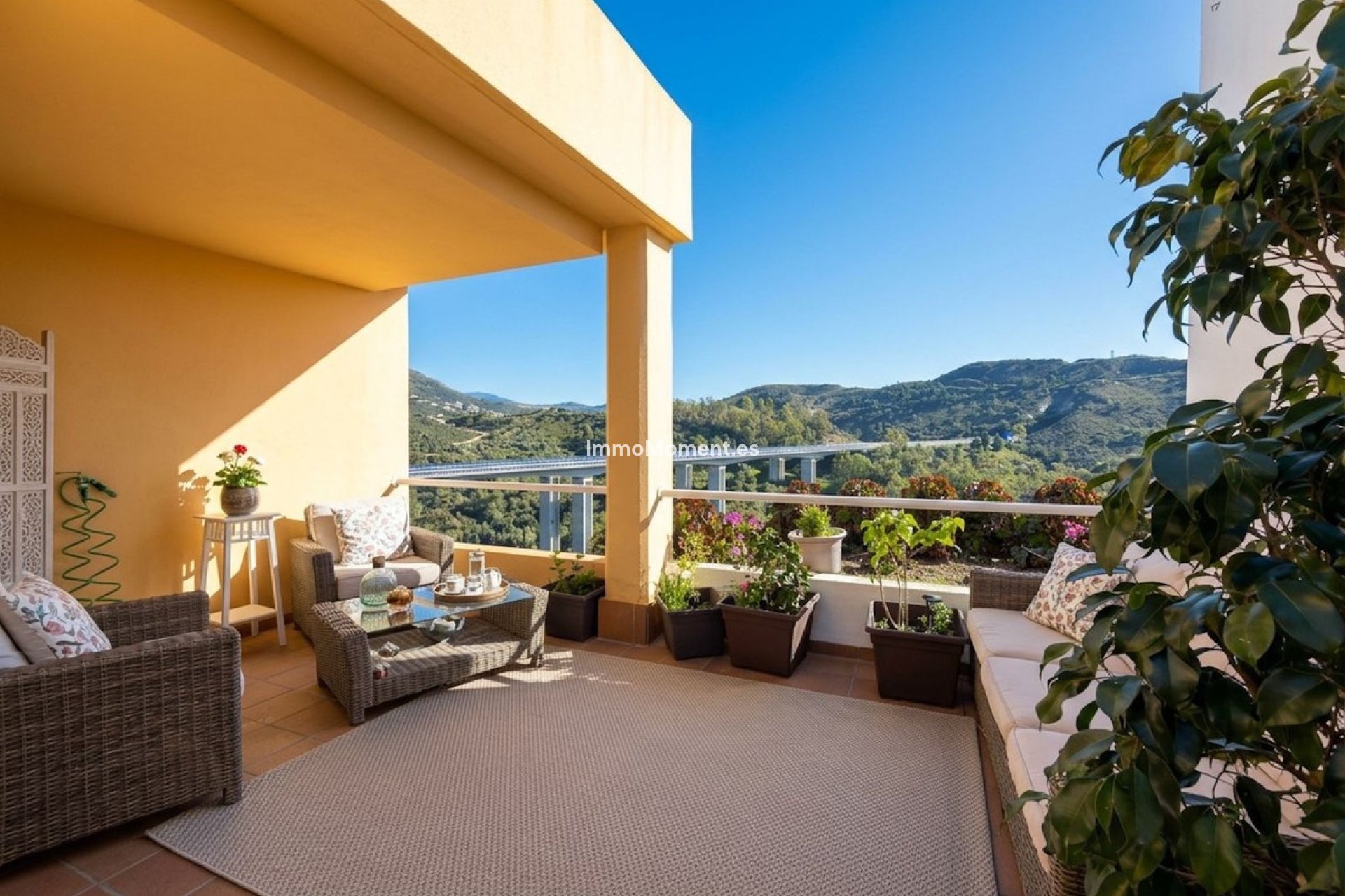 Resale - Apartment - Benahavís - Benahavís Centro