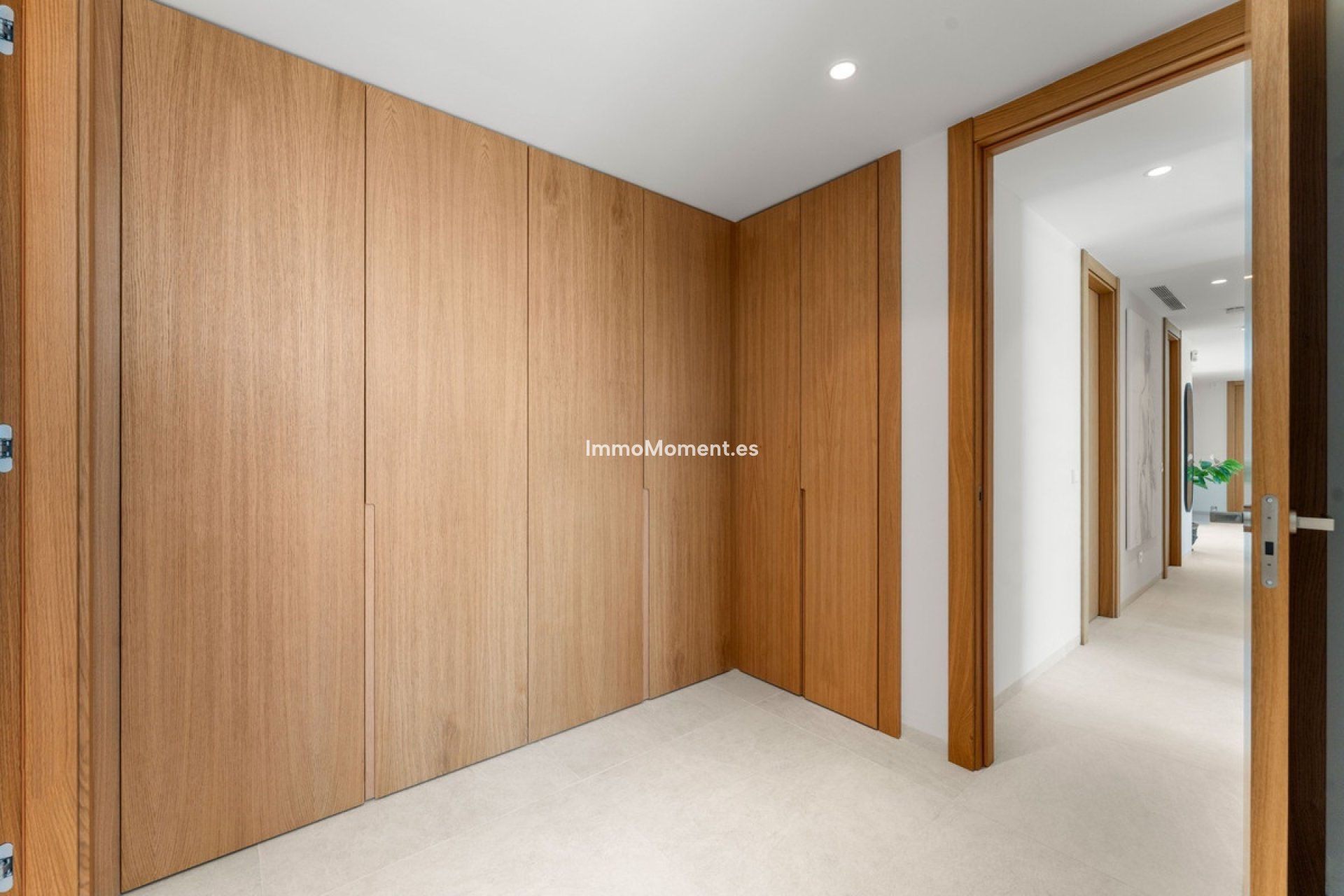 Resale - Apartment - Benahavís - Benahavís Centro