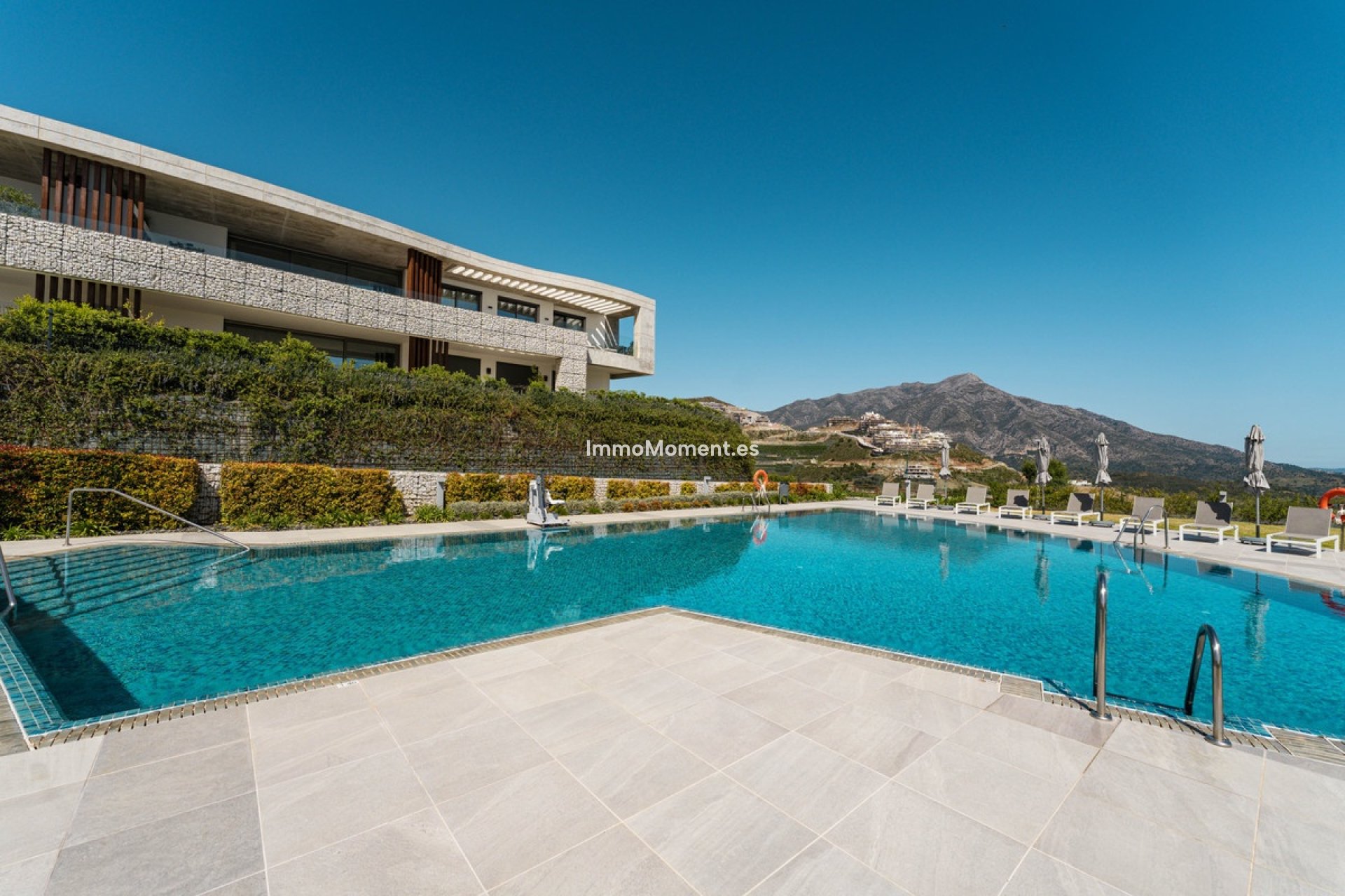 Resale - Apartment - Benahavís - Benahavís Centro