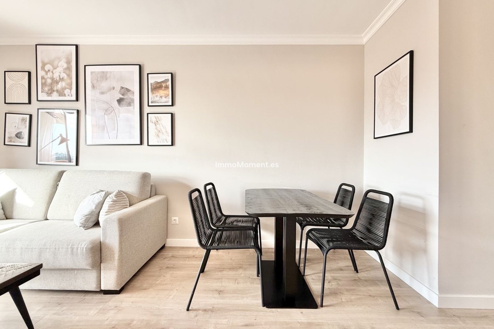 Resale - Apartment - Benahavís - Benahavís Centro