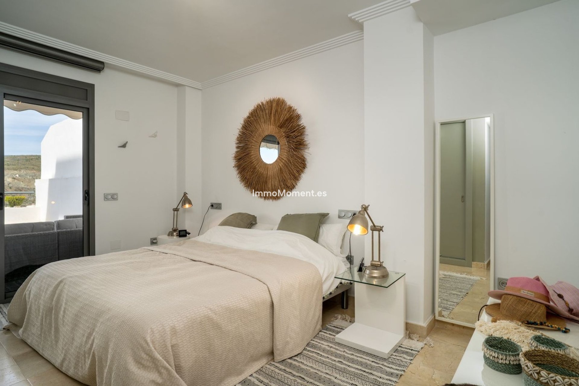 Resale - Apartment - Benahavís - Benahavís Centro