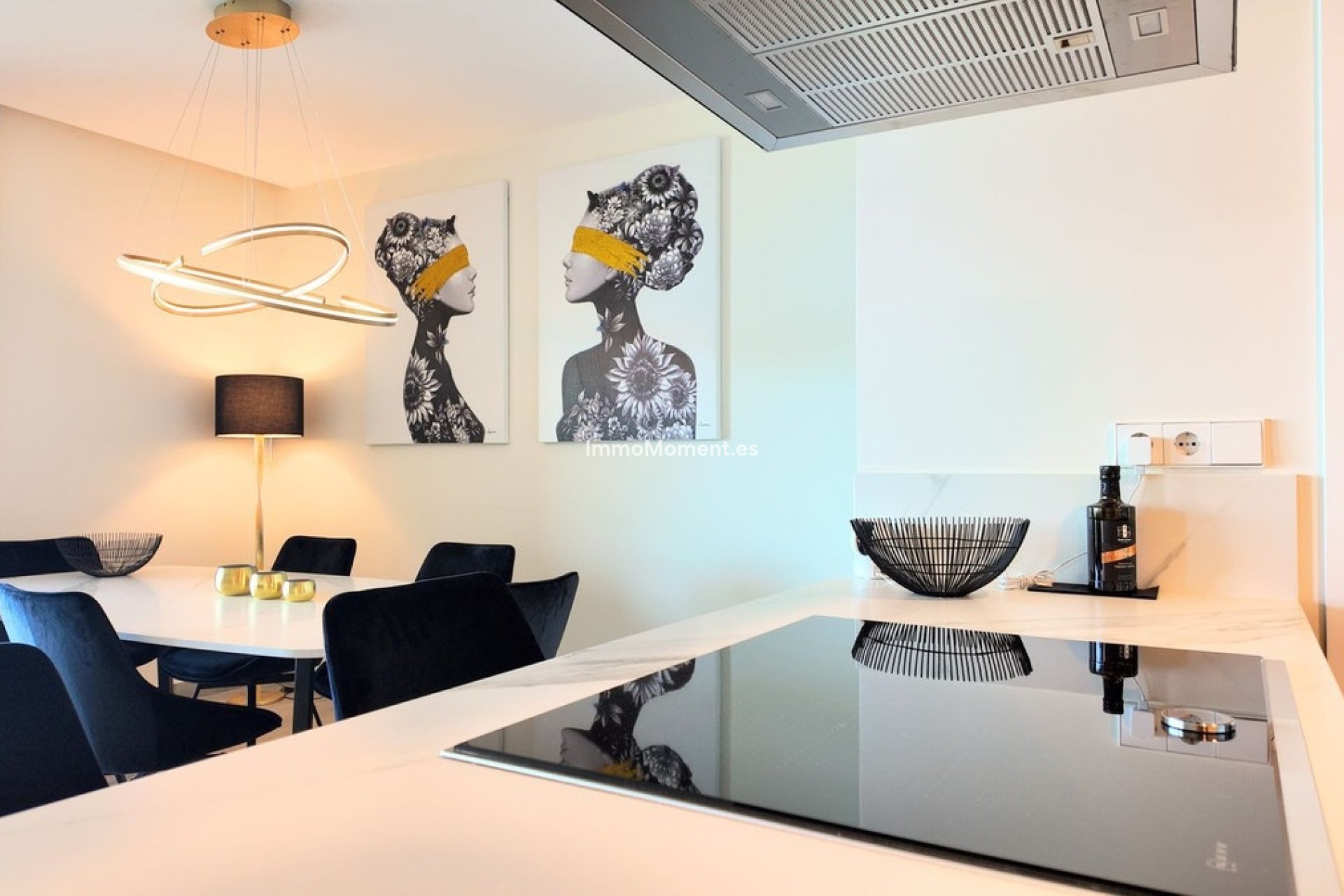 Resale - Apartment - Benahavís - Benahavís Centro