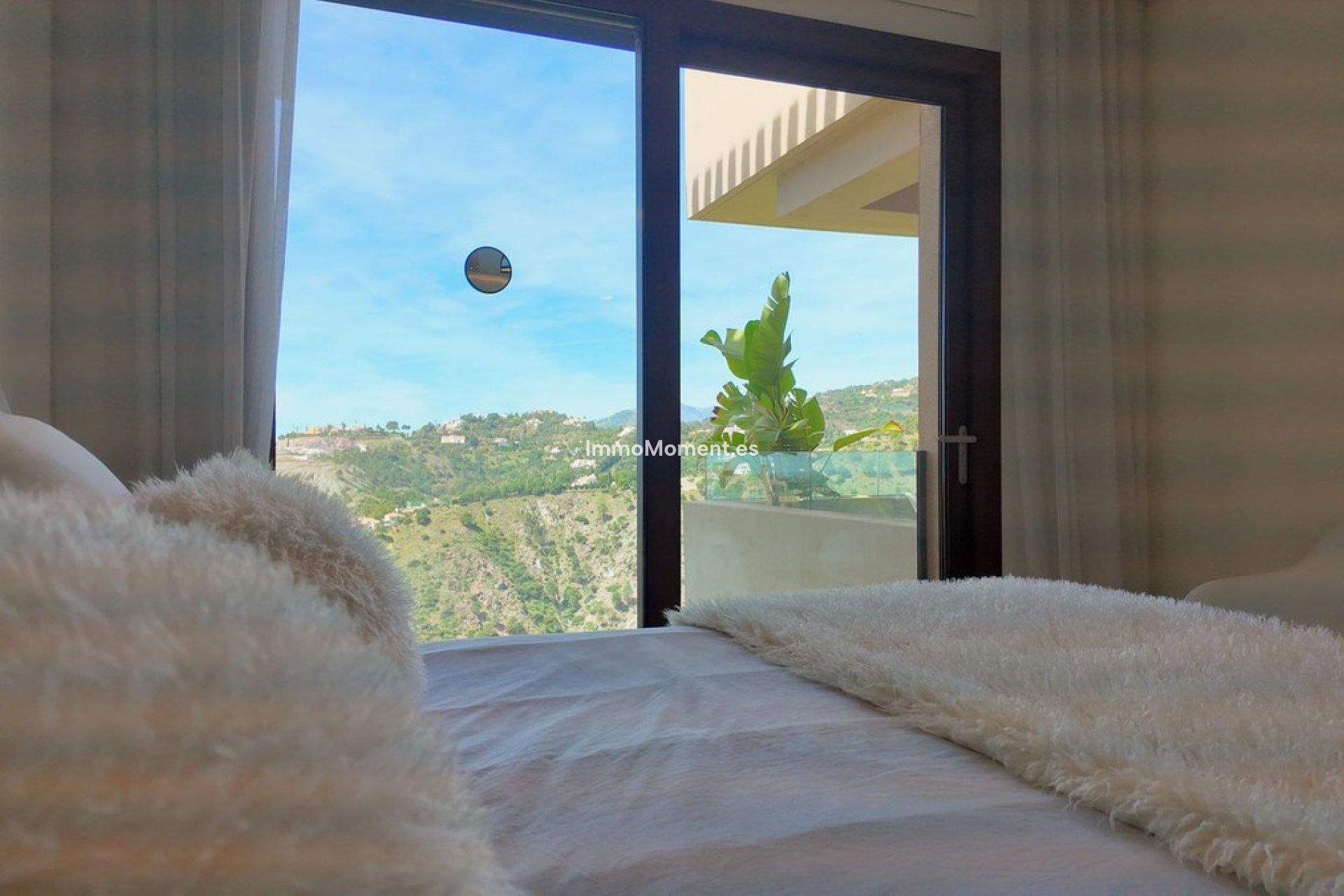 Resale - Apartment - Benahavís - Benahavís Centro