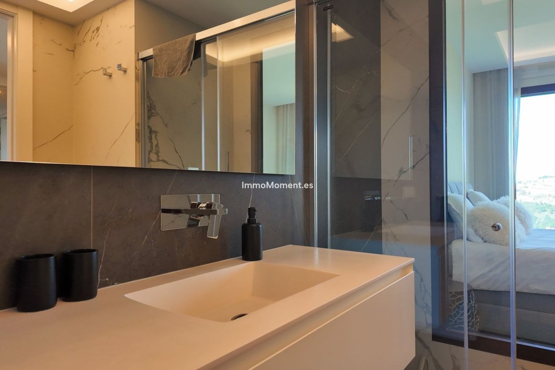 Resale - Apartment - Benahavís - Benahavís Centro