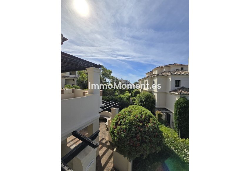 Resale - Apartment - Benahavís - Benahavís Centro