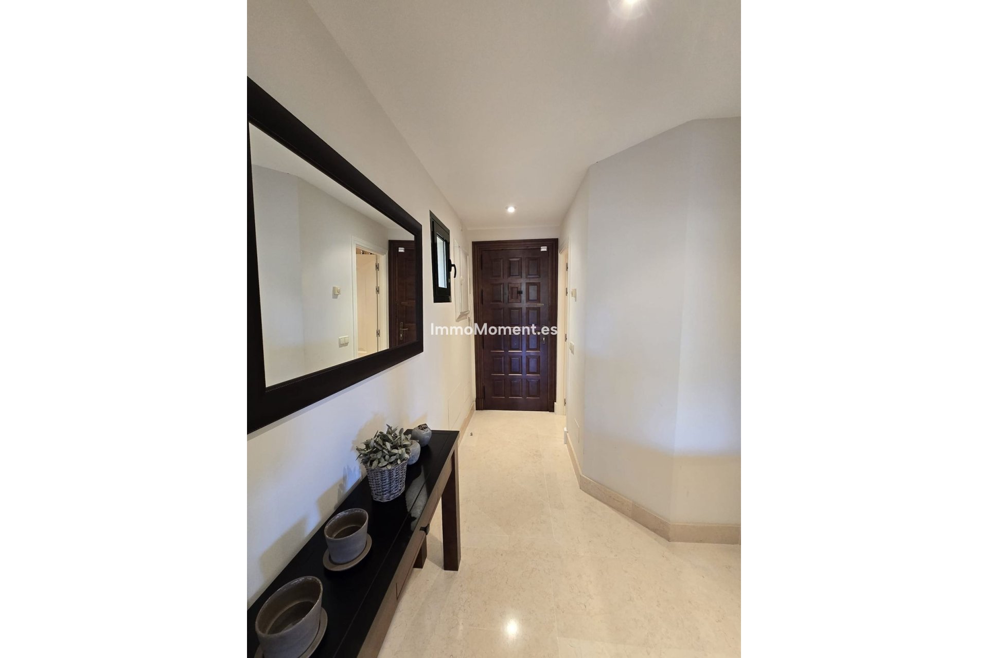 Resale - Apartment - Benahavís - Benahavís Centro
