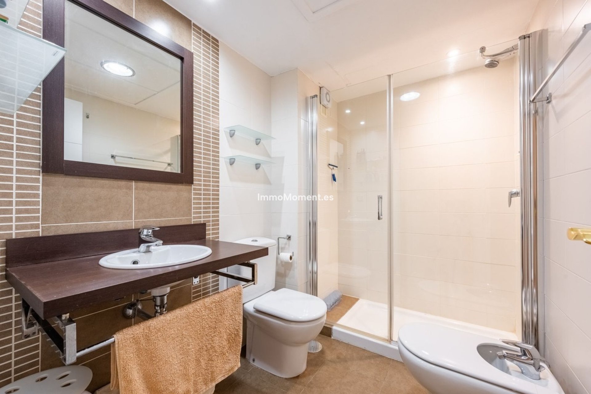 Resale - Apartment - Benahavís - Benahavís Centro