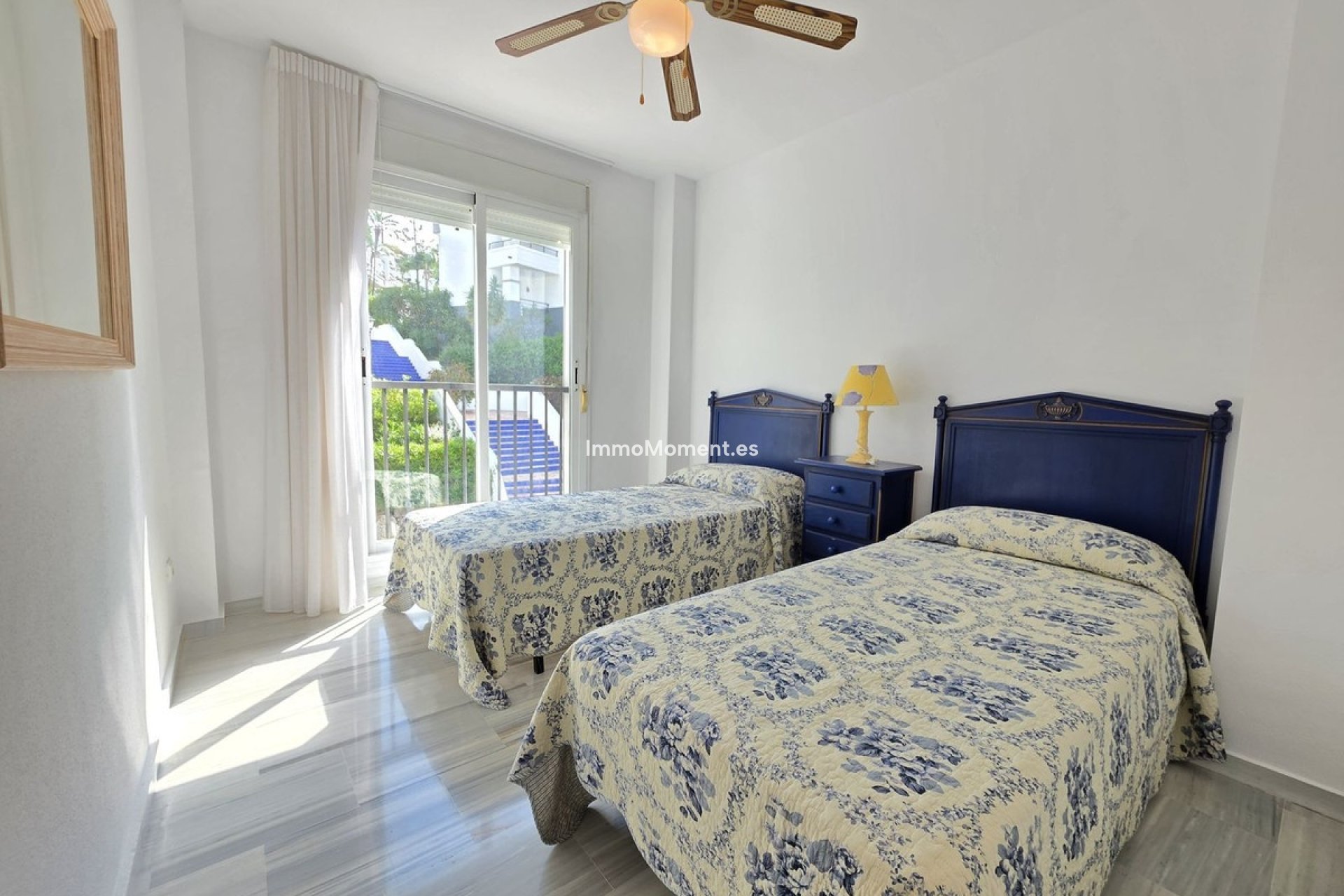 Resale - Apartment - Benahavís - Benahavís Centro