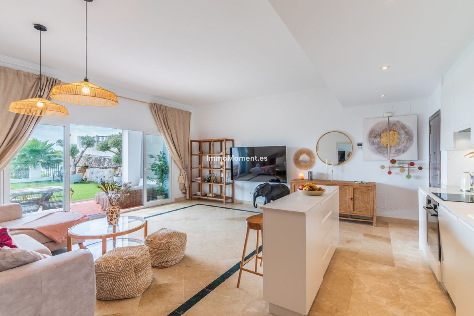 Resale - Apartment - Benahavís - Benahavís Centro