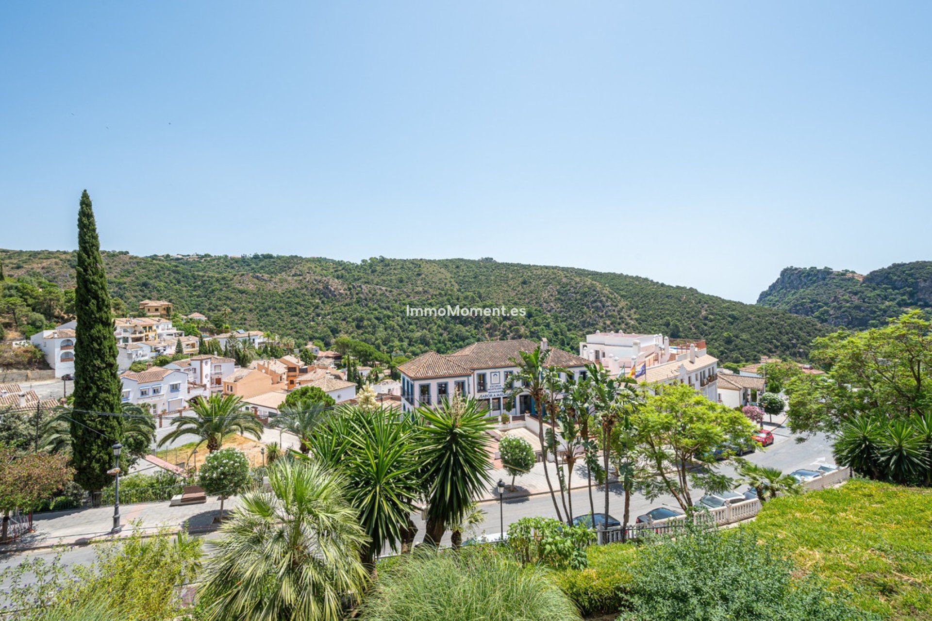 Resale - Apartment - Benahavís - Benahavís Centro