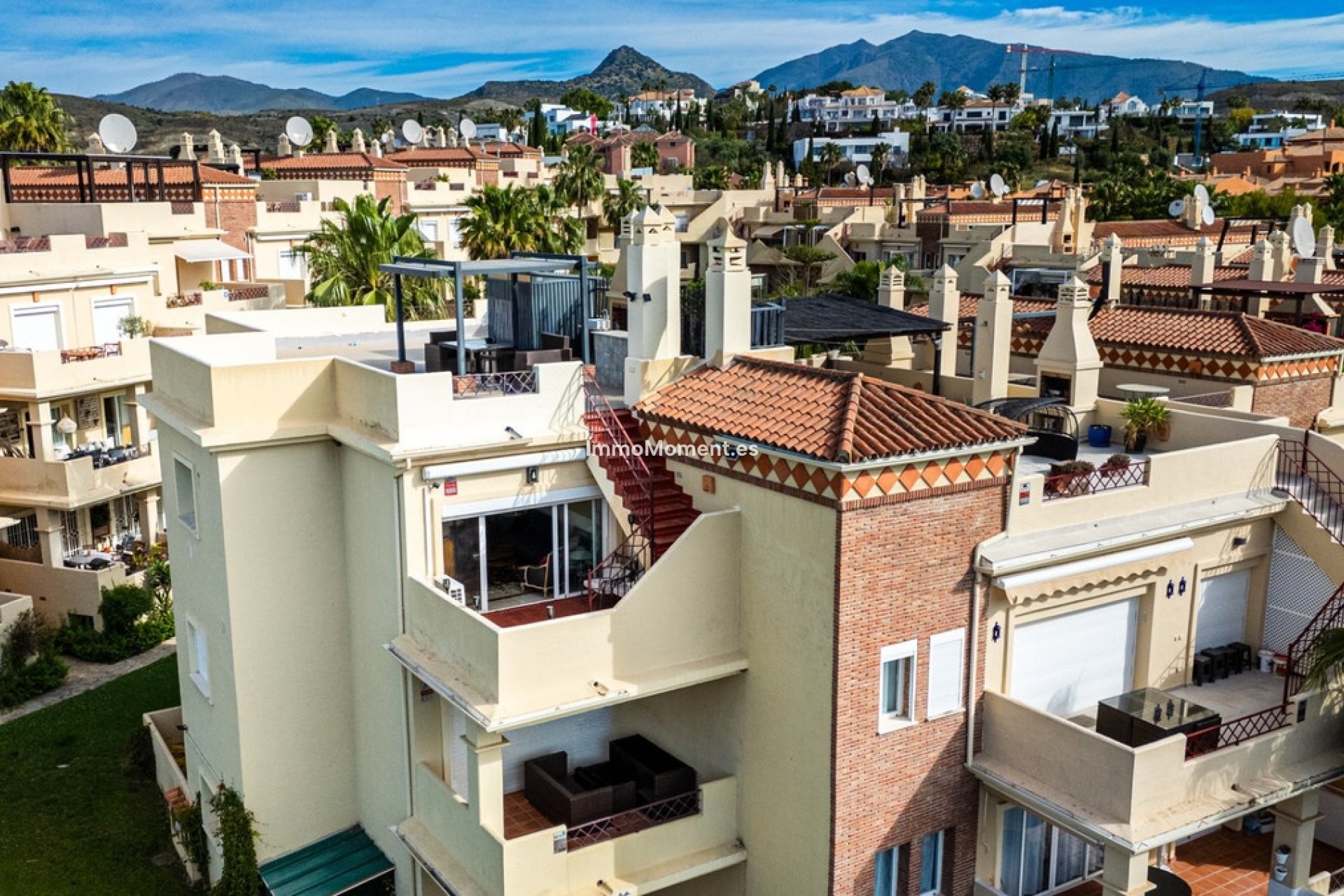Resale - Apartment - Benahavís - Benahavís Centro