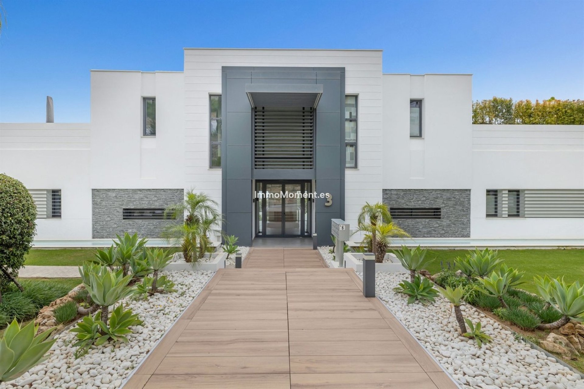Resale - Apartment - Benahavís - Benahavís Centro