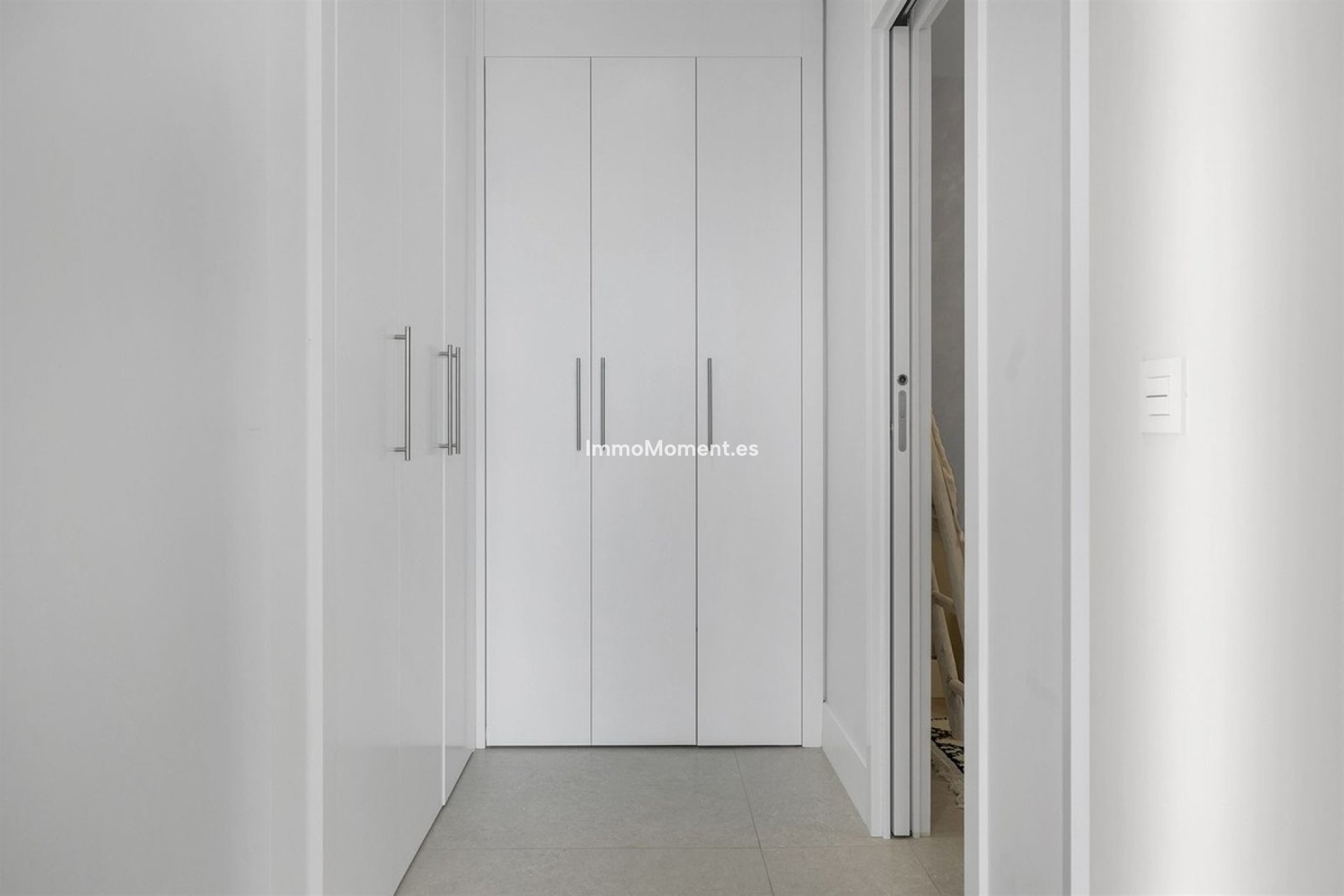 Resale - Apartment - Benahavís - Benahavís Centro