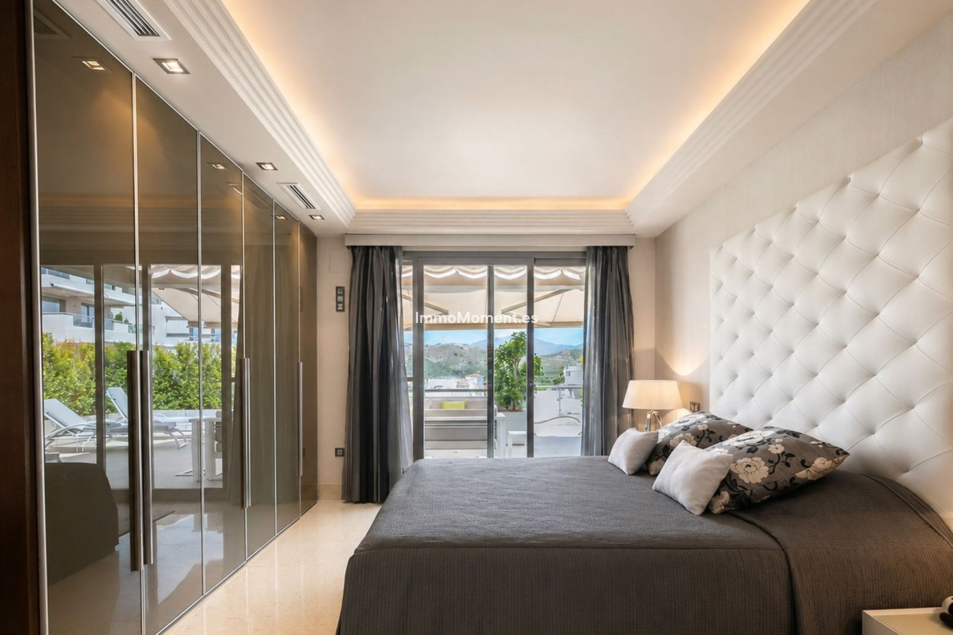 Resale - Apartment - Benahavís - Benahavís Centro