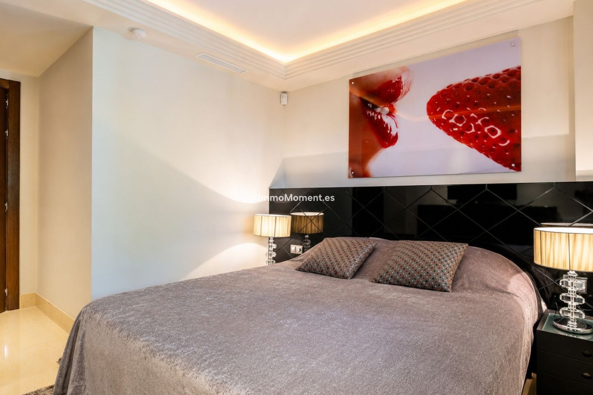 Resale - Apartment - Benahavís - Benahavís Centro