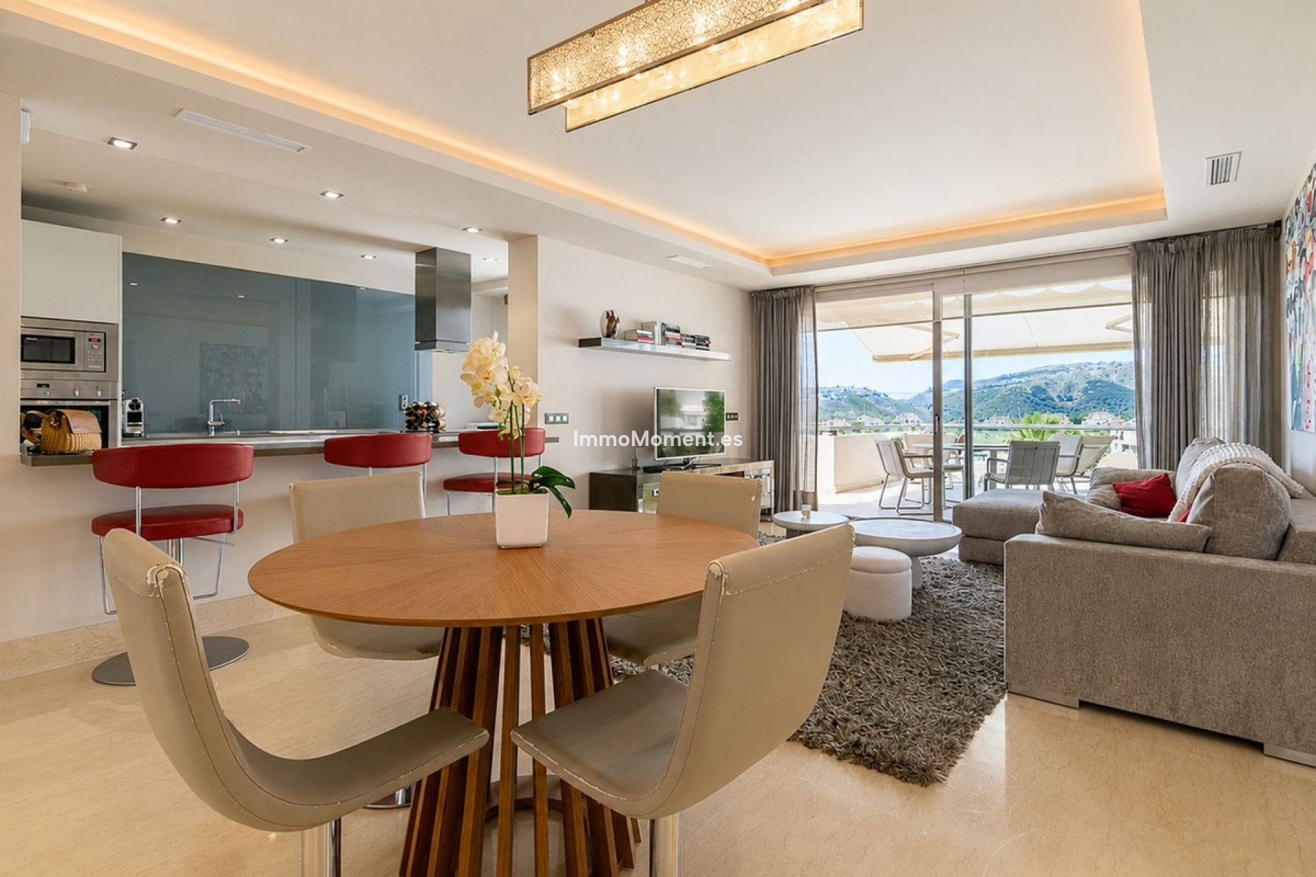 Resale - Apartment - Benahavís - Benahavís Centro