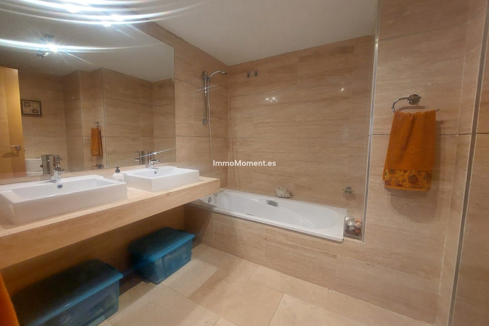 Resale - Apartment - Benahavís - Benahavís Centro