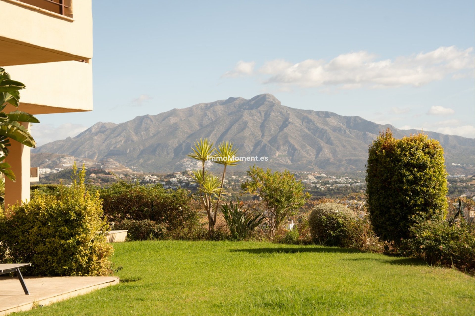 Resale - Apartment - Benahavís - Benahavís Centro