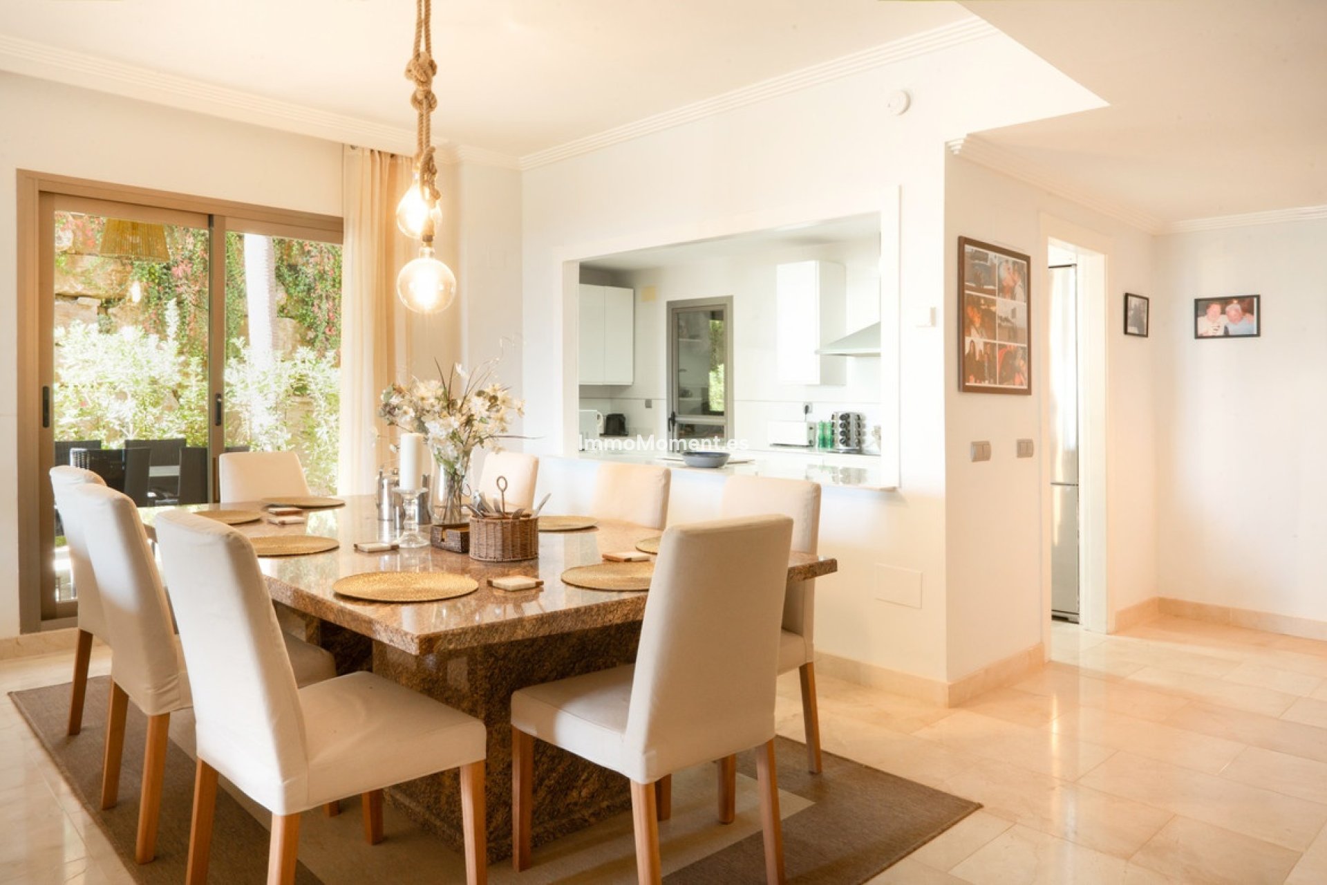 Resale - Apartment - Benahavís - Benahavís Centro