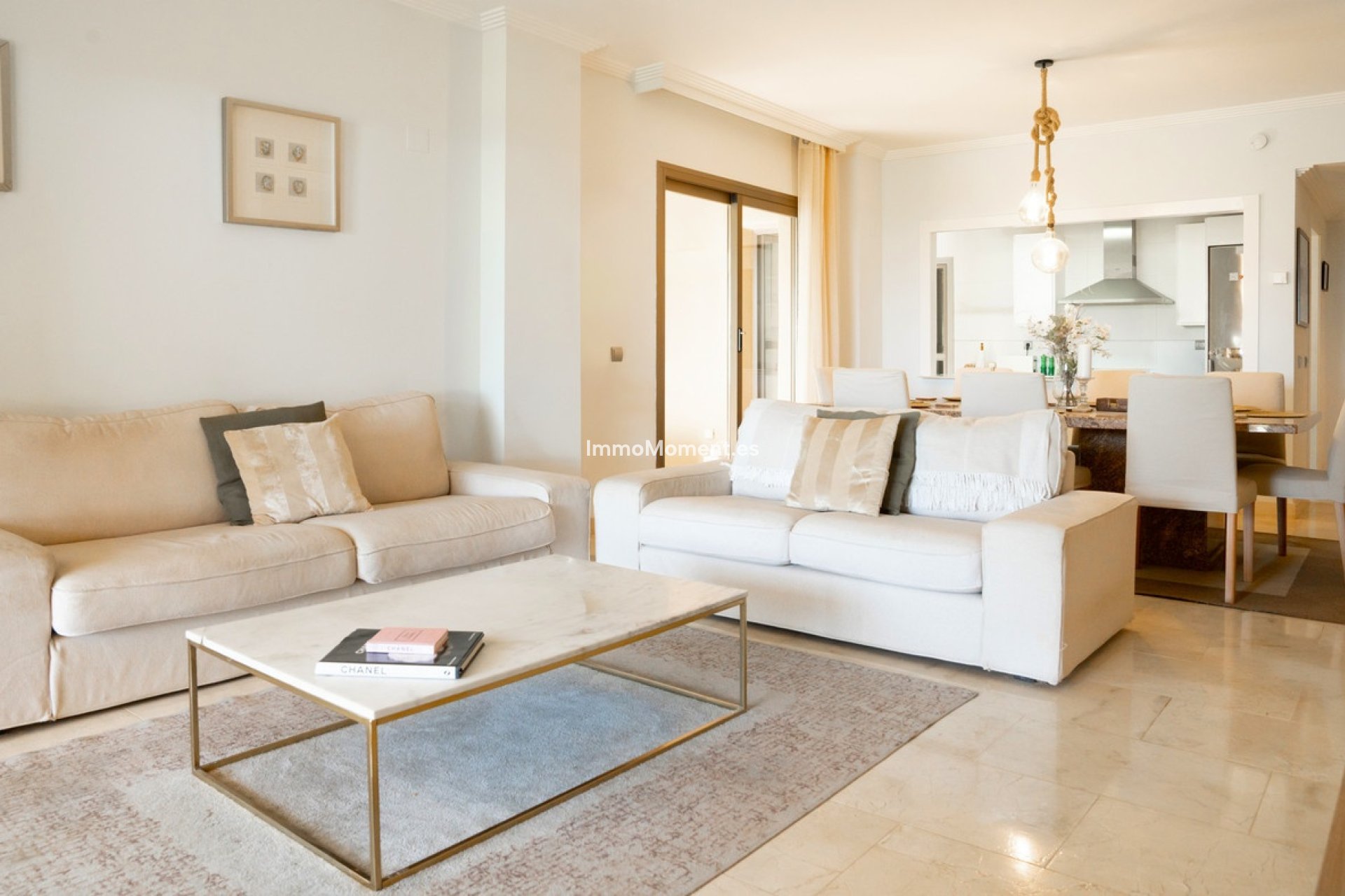 Resale - Apartment - Benahavís - Benahavís Centro