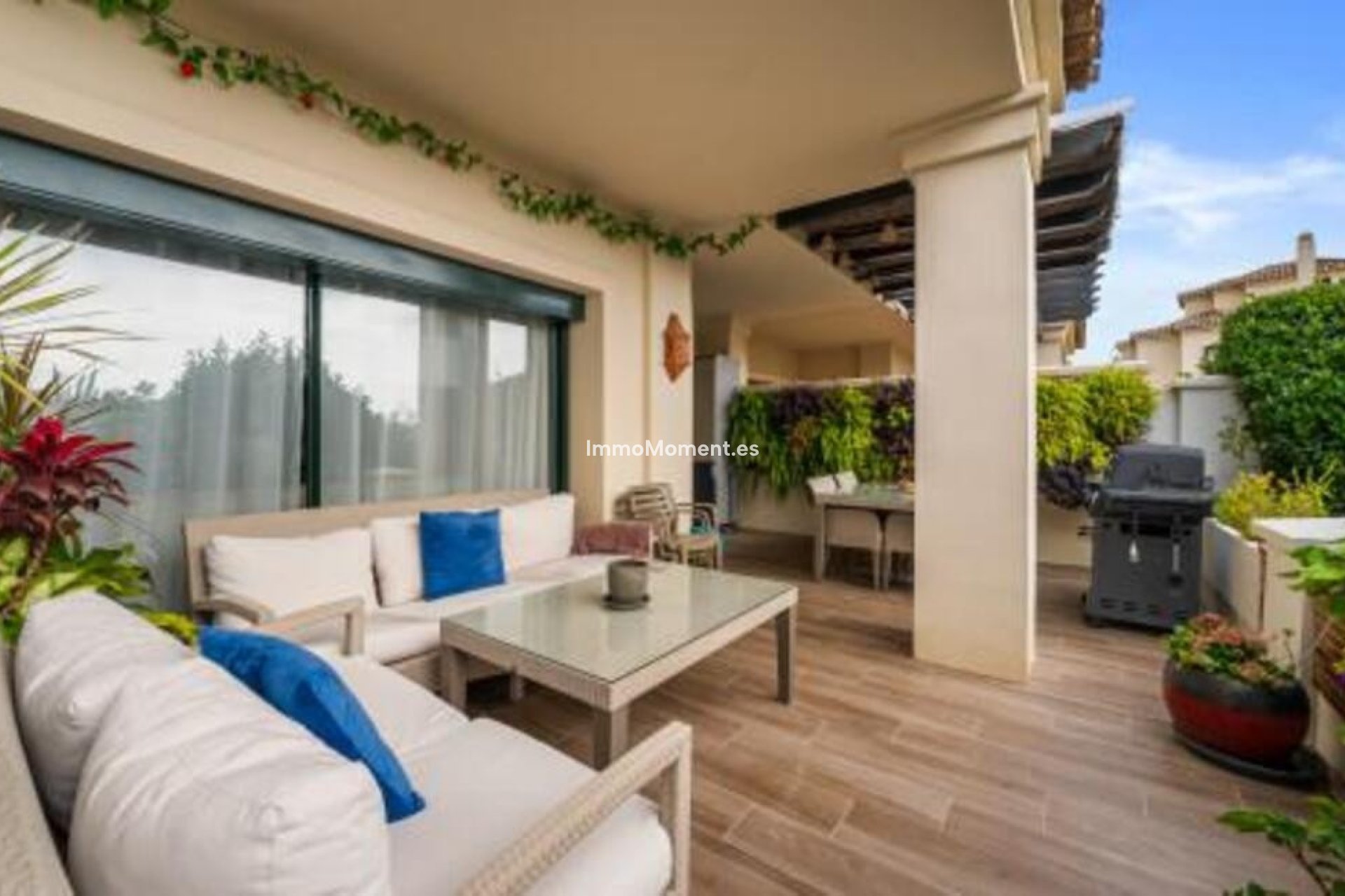 Resale - Apartment - Benahavís - Benahavís Centro