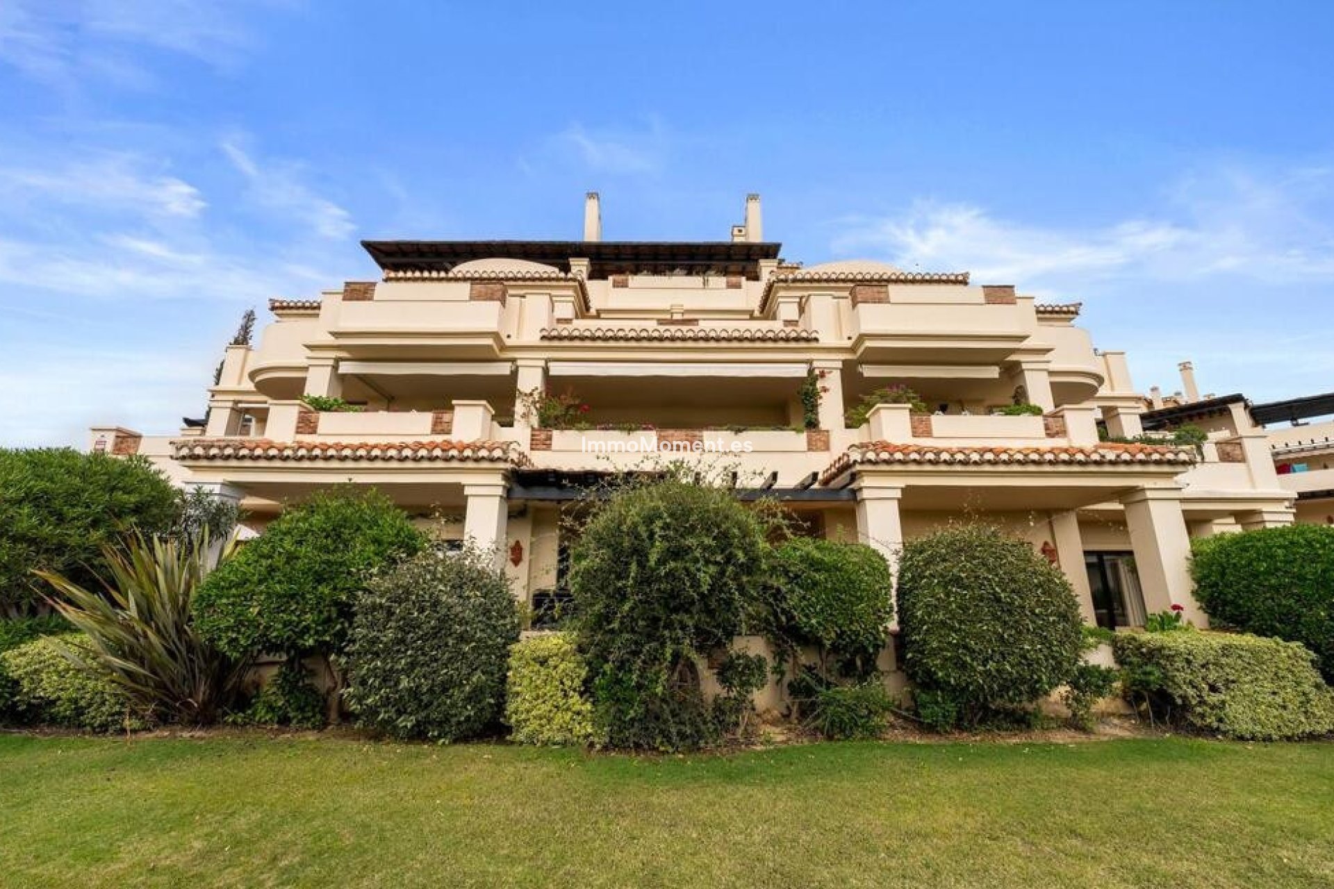Resale - Apartment - Benahavís - Benahavís Centro