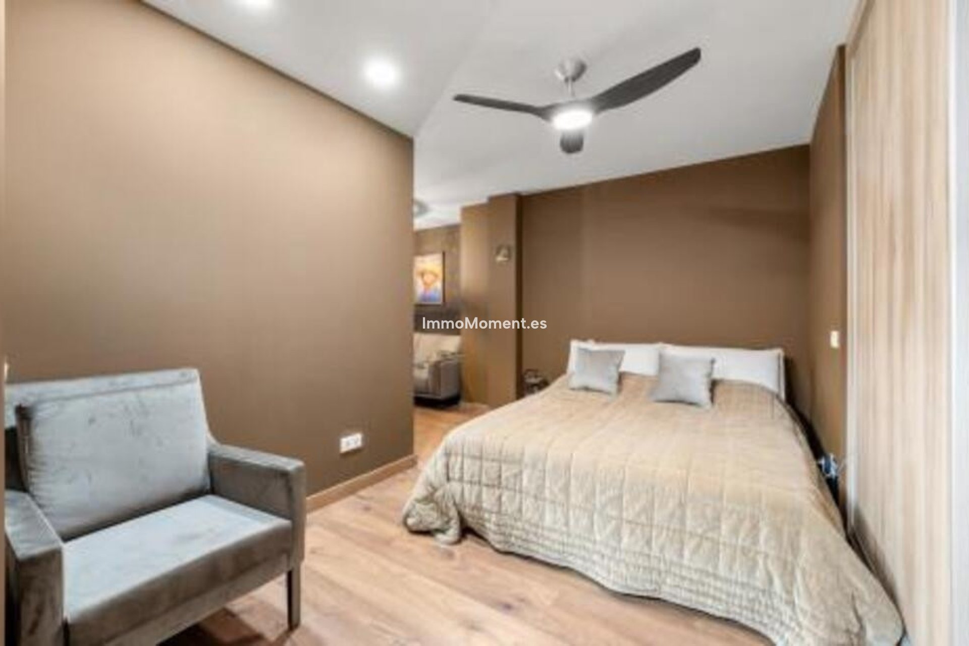 Resale - Apartment - Benahavís - Benahavís Centro
