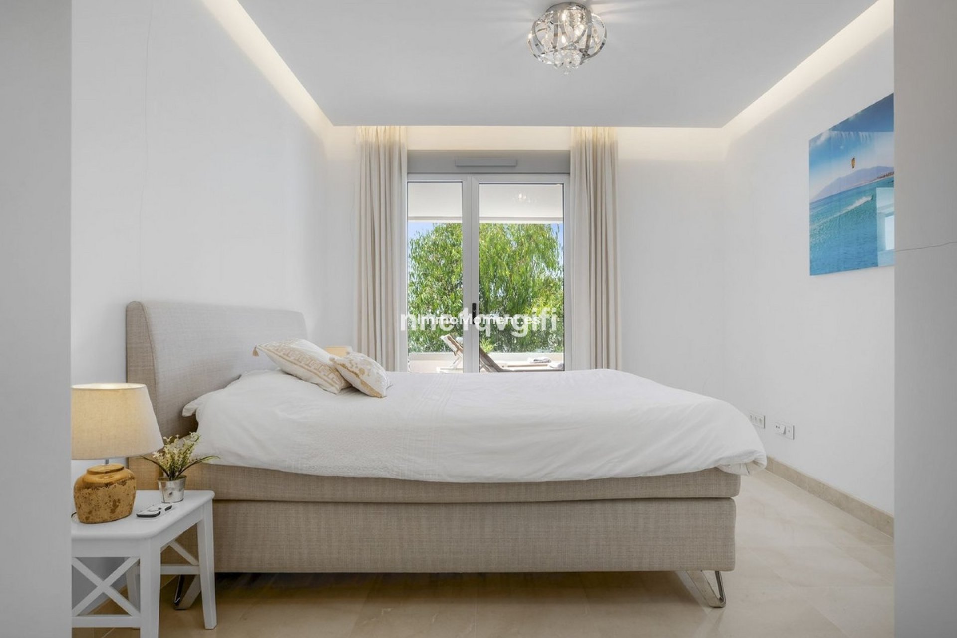 Resale - Apartment - Benahavís - Benahavís Centro