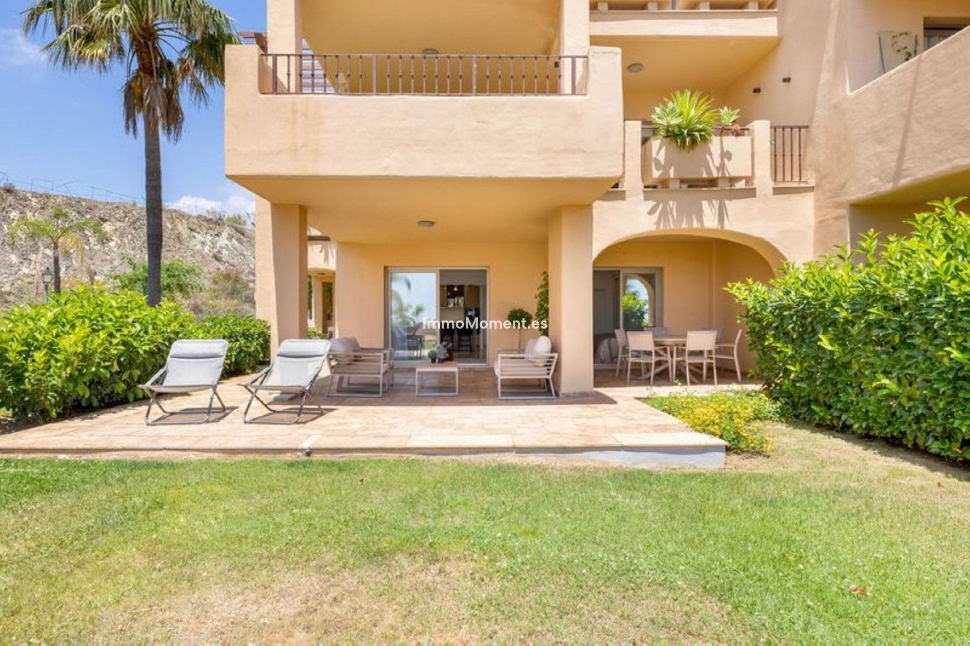 Resale - Apartment - Benahavís - Benahavís Centro