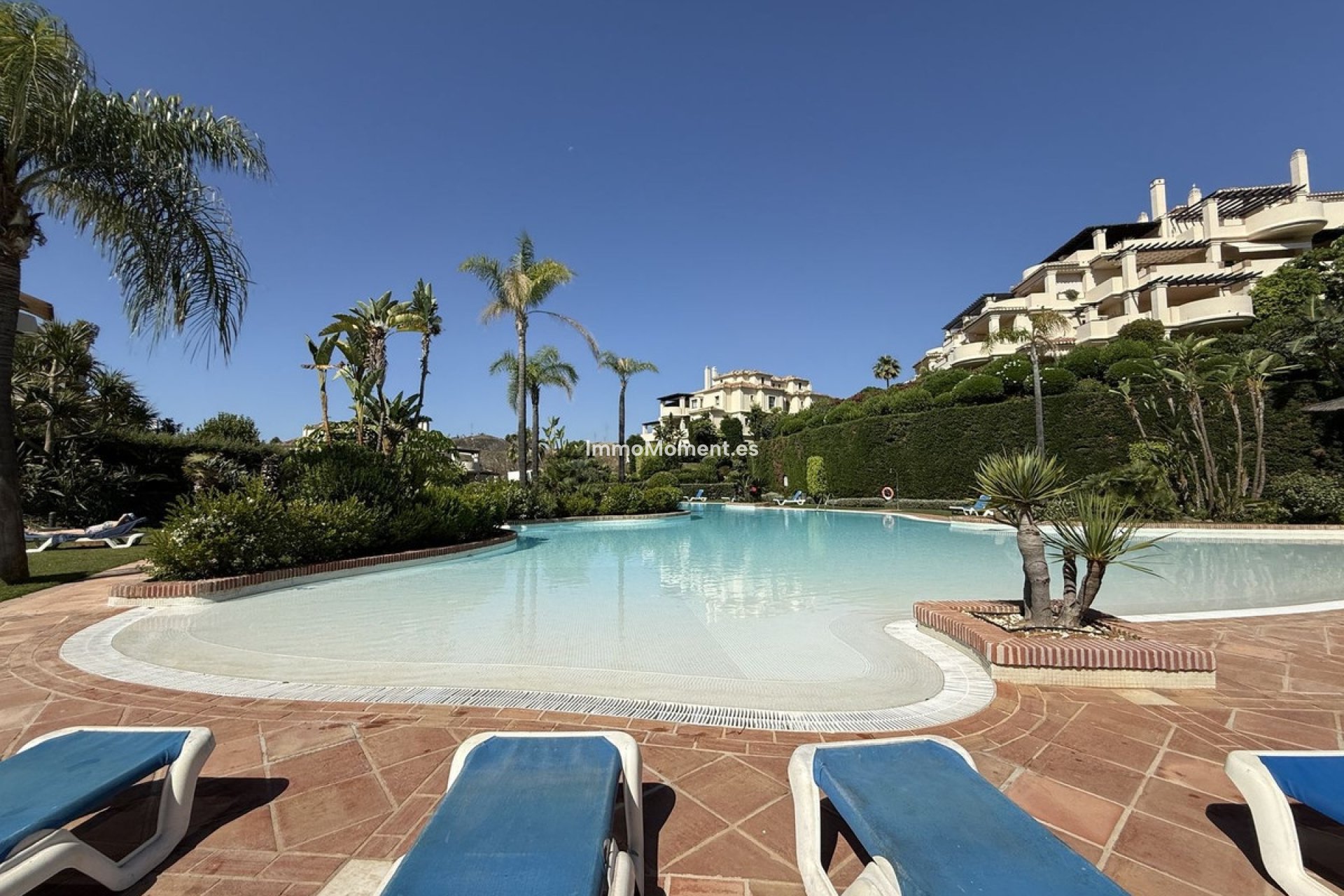 Resale - Apartment - Benahavís - Benahavís Centro