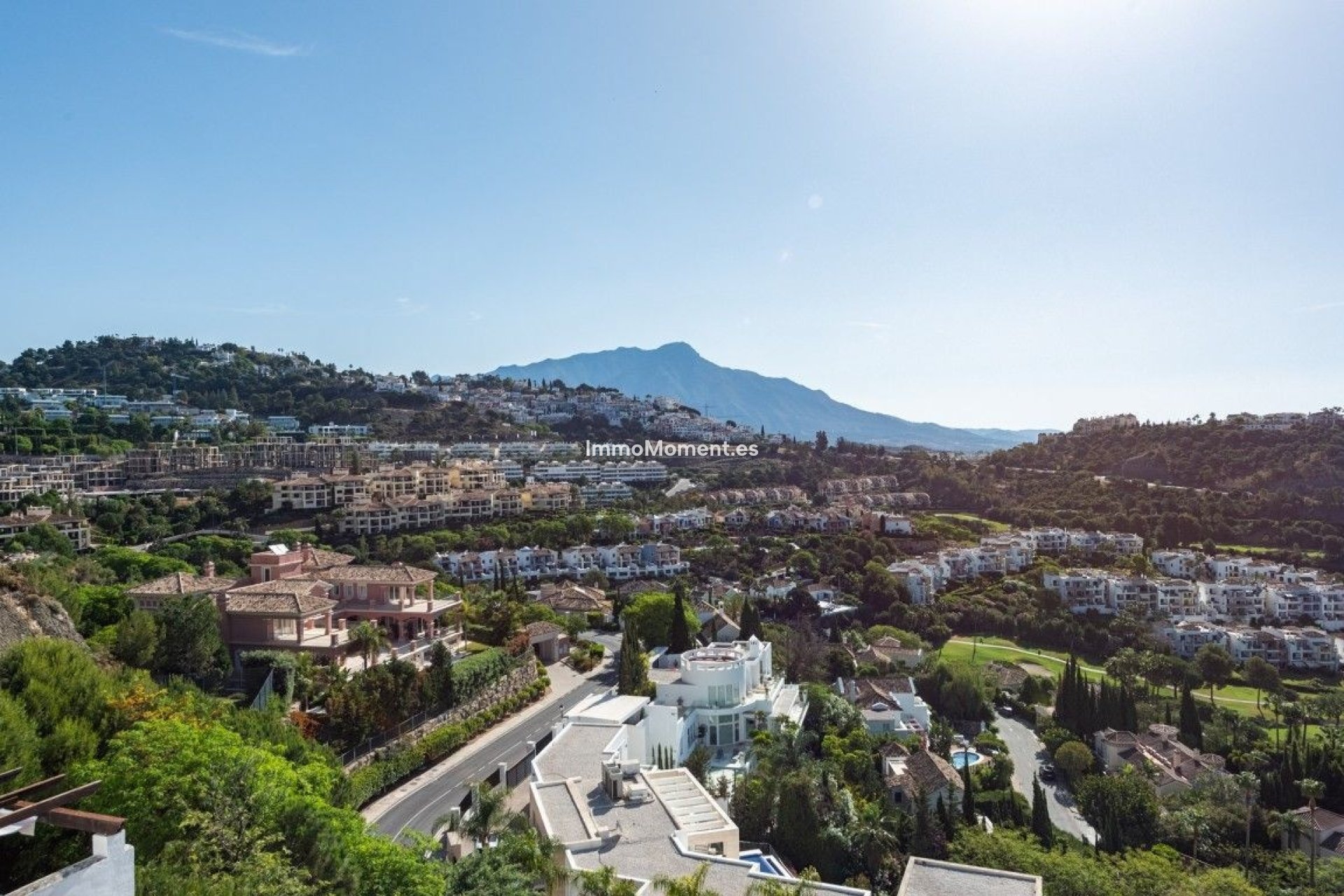 Resale - Apartment - Benahavís - Benahavís Centro