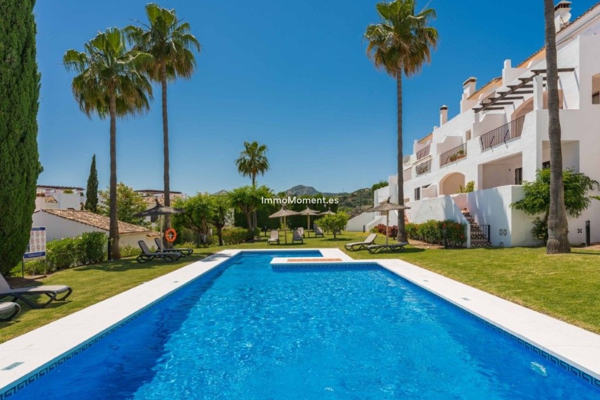 Resale - Apartment - Benahavís - Benahavís Centro