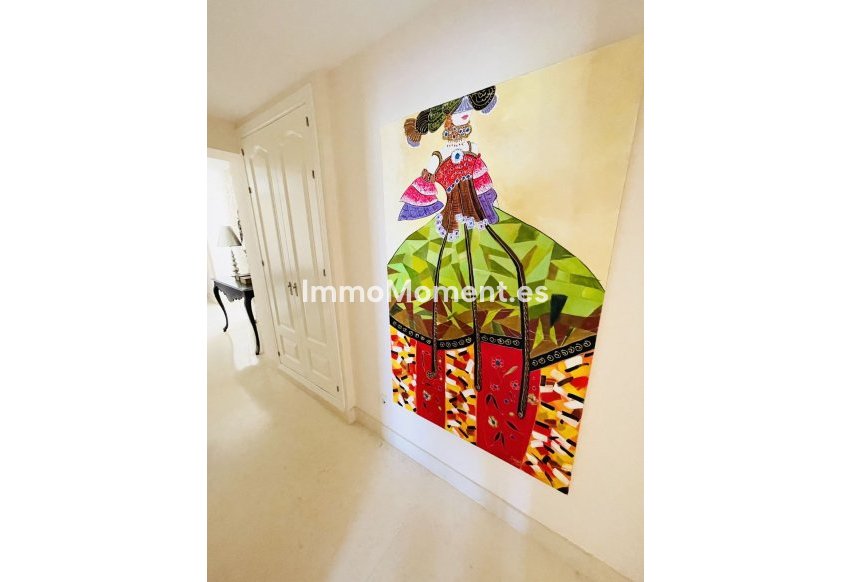 Resale - Apartment - Benahavís - Benahavís Centro