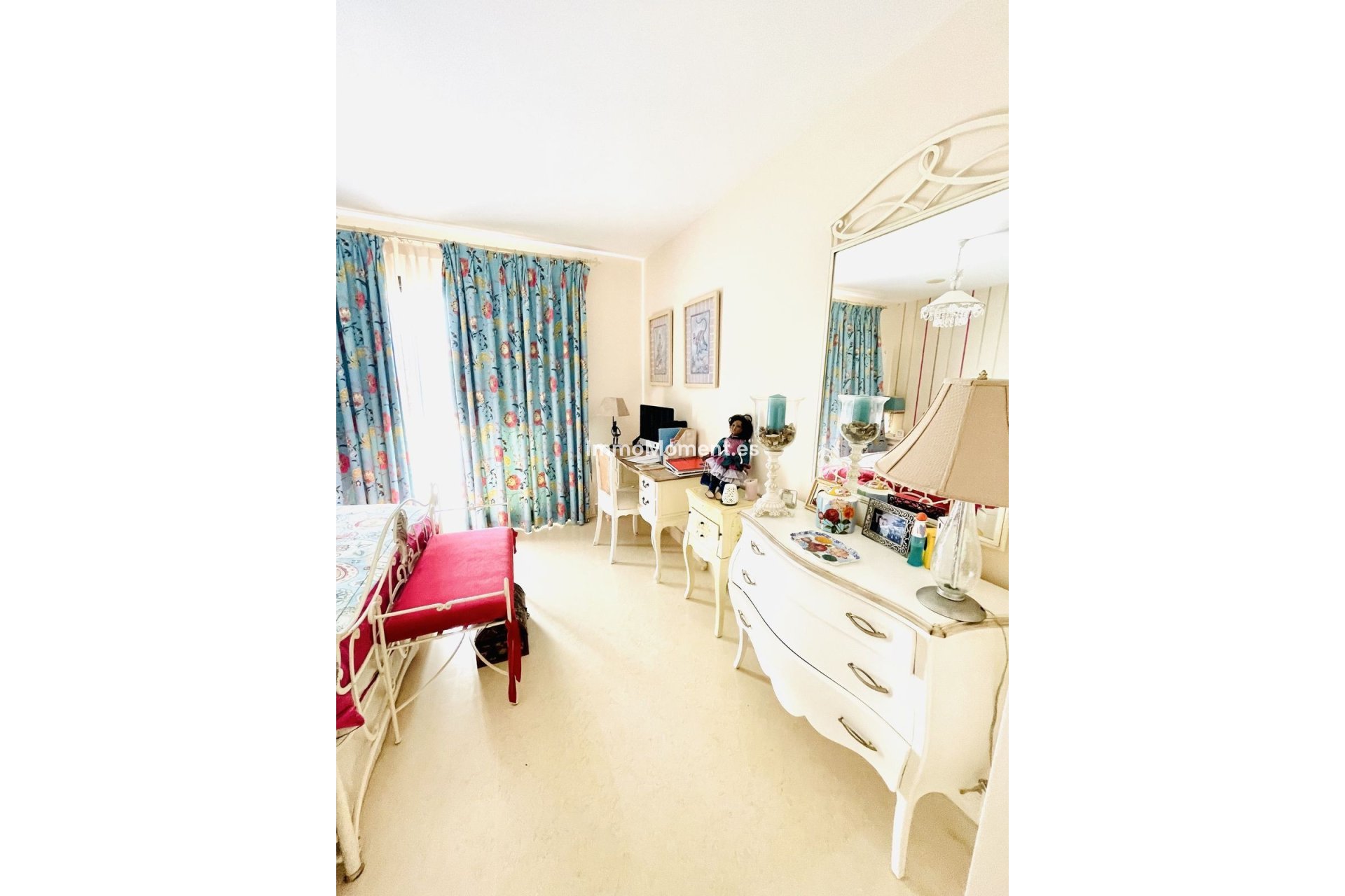 Resale - Apartment - Benahavís - Benahavís Centro