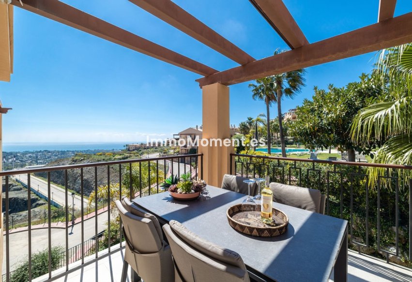 Resale - Apartment - Benahavís - Benahavís Centro