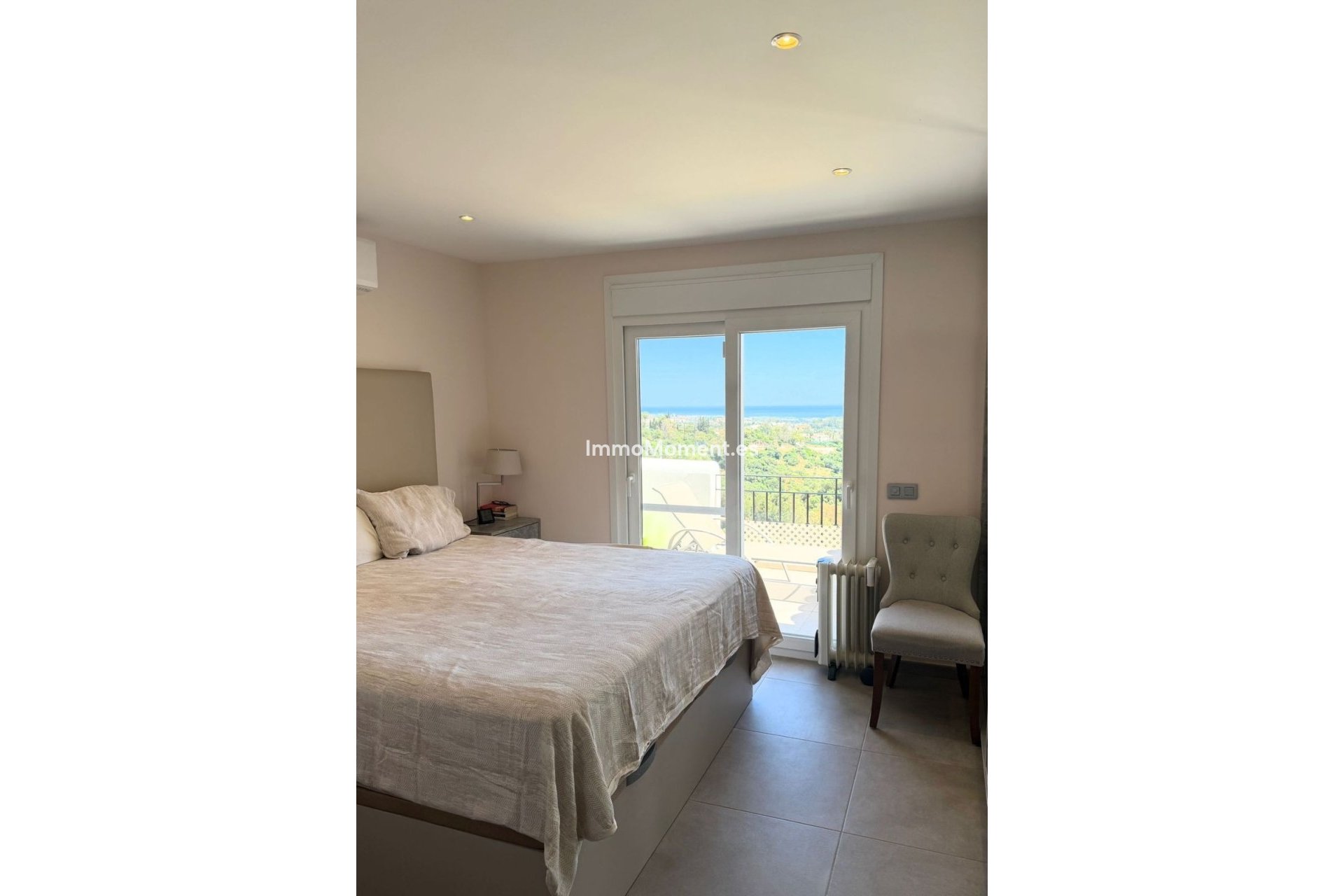 Resale - Apartment - Benahavís - Benahavís Centro