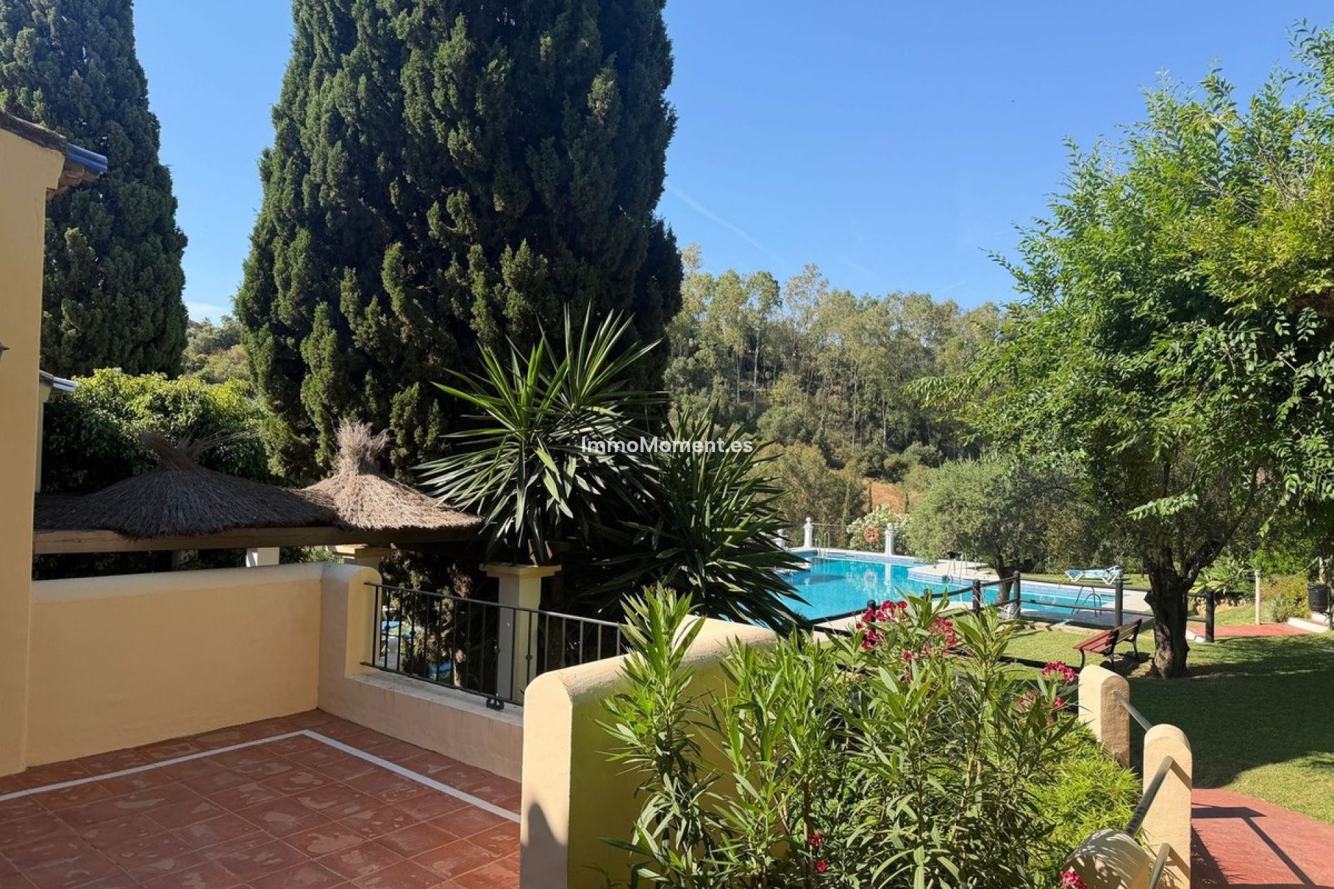 Resale - Apartment - Benahavís - Benahavís Centro