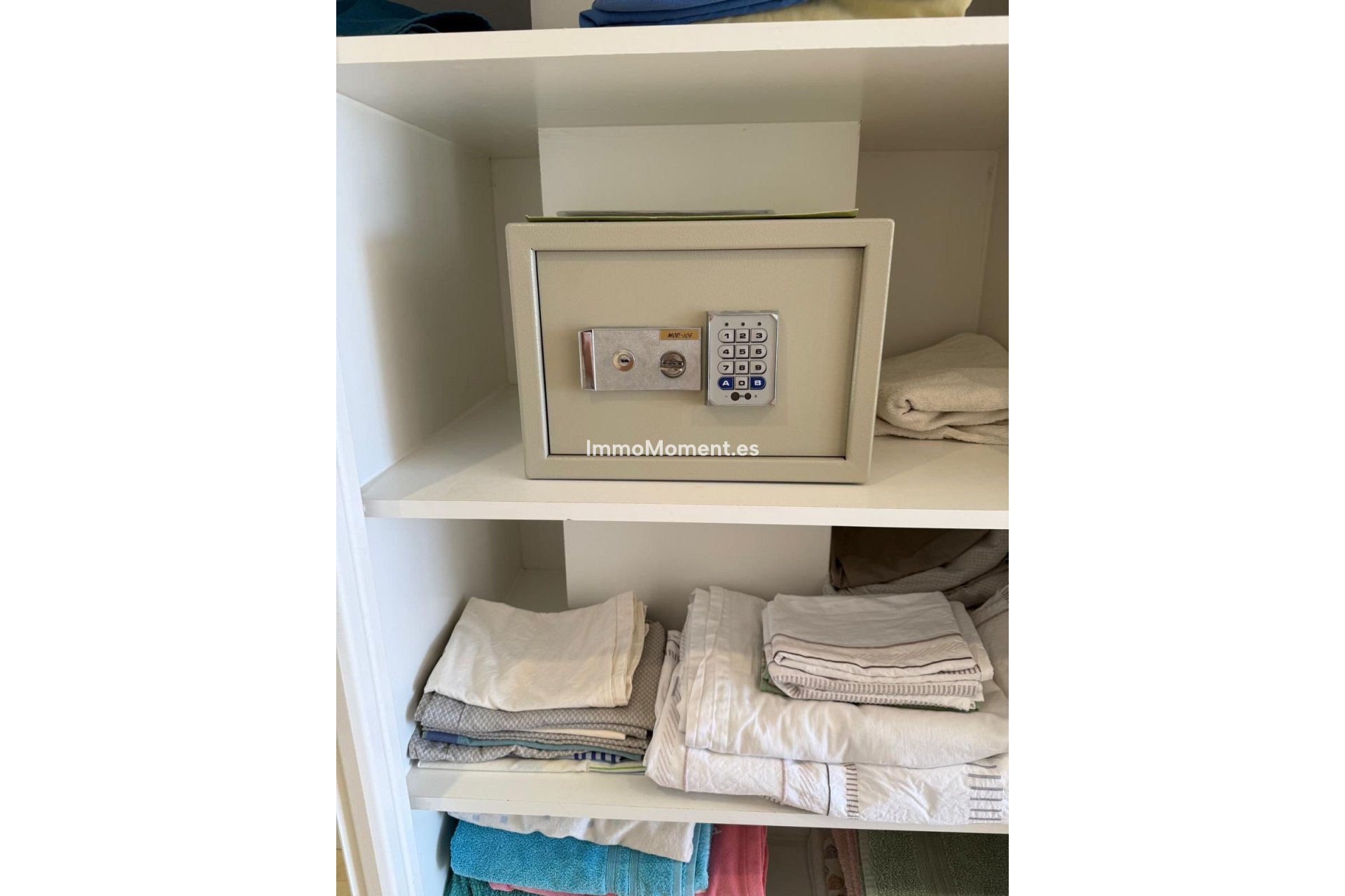 Resale - Apartment - Benahavís - Benahavís Centro