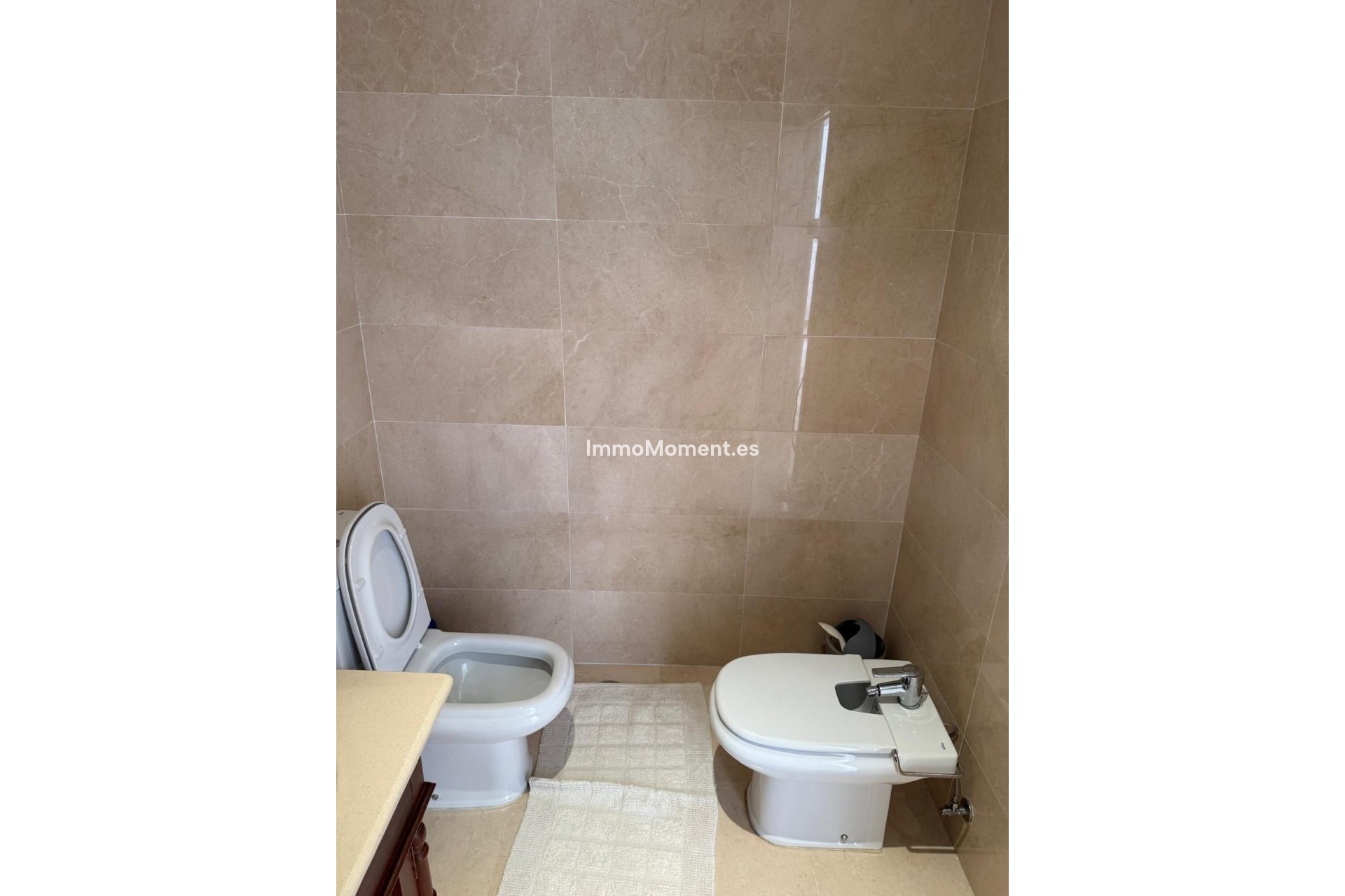 Resale - Apartment - Benahavís - Benahavís Centro
