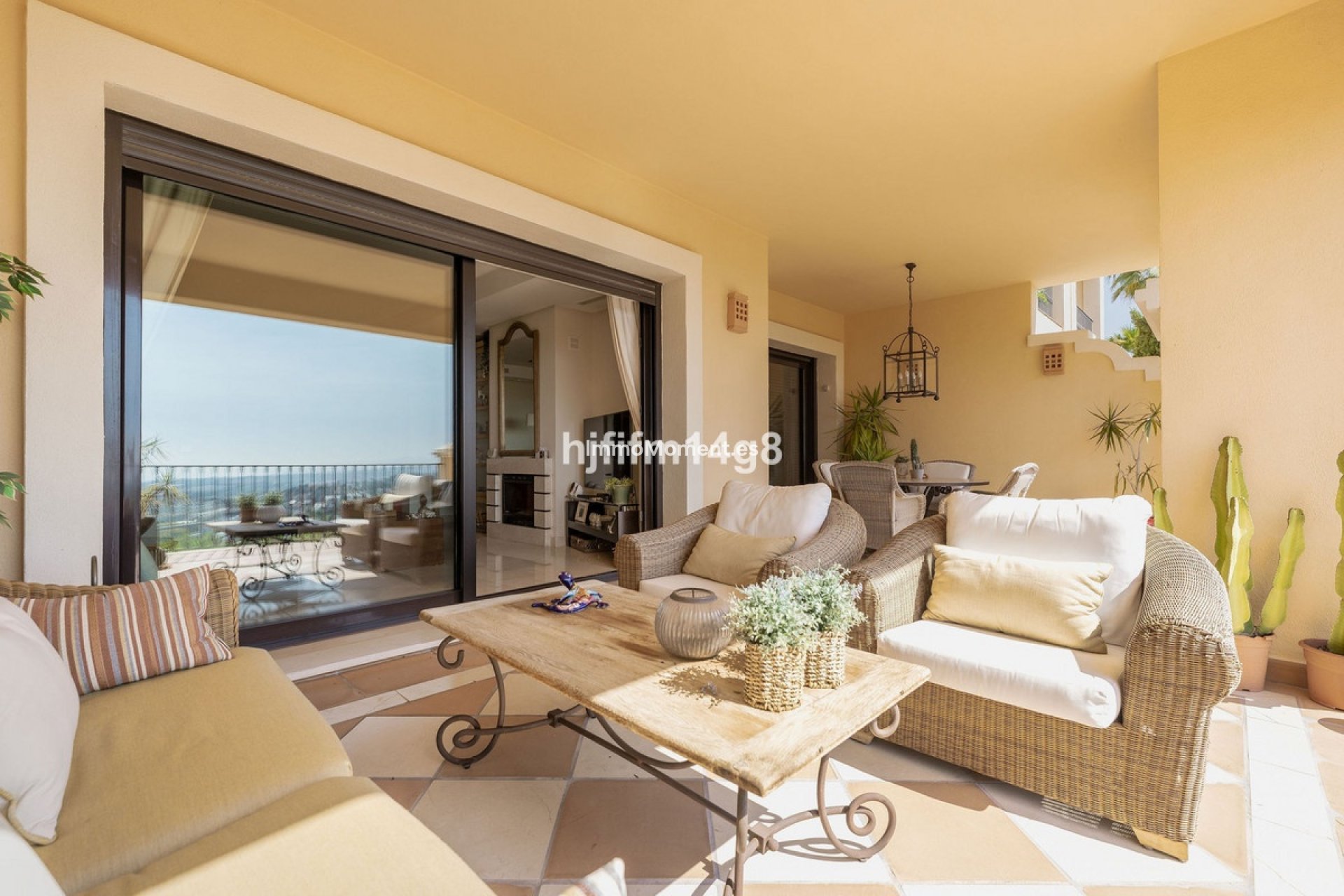 Resale - Apartment - Benahavís - Benahavís Centro