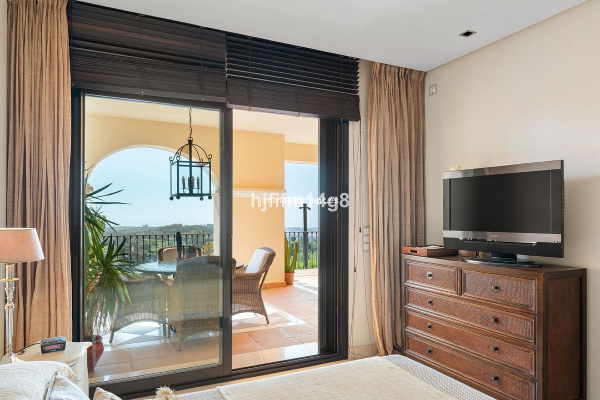 Resale - Apartment - Benahavís - Benahavís Centro