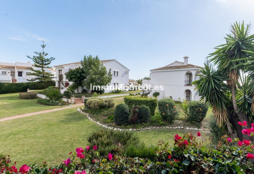 Resale - Apartment - Benahavís - Benahavís Centro