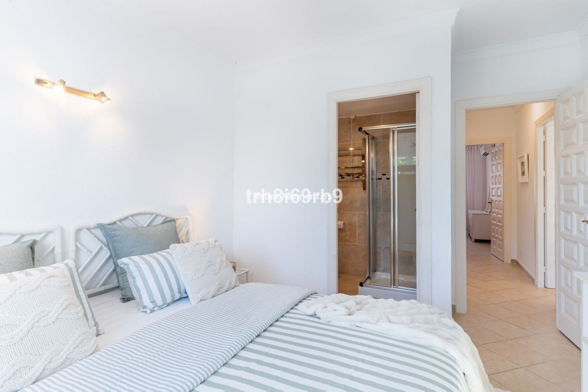 Resale - Apartment - Benahavís - Benahavís Centro