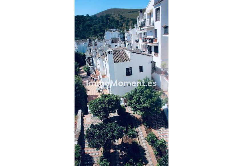 Resale - Apartment - Benahavís - Benahavís Centro