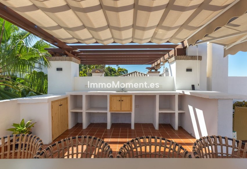 Resale - Apartment - Benahavís - Benahavís Centro