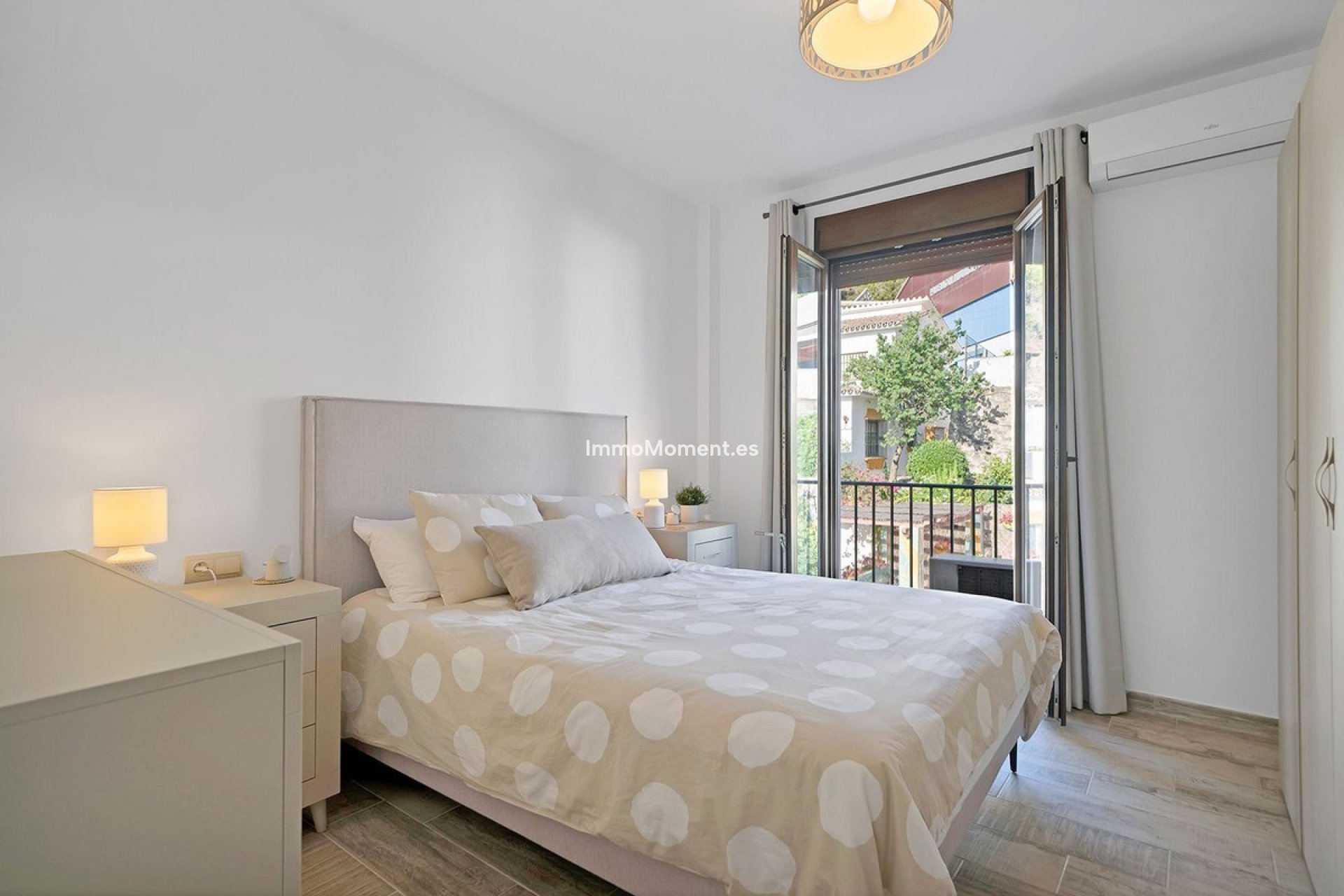 Resale - Apartment - Benahavís - Benahavís Centro