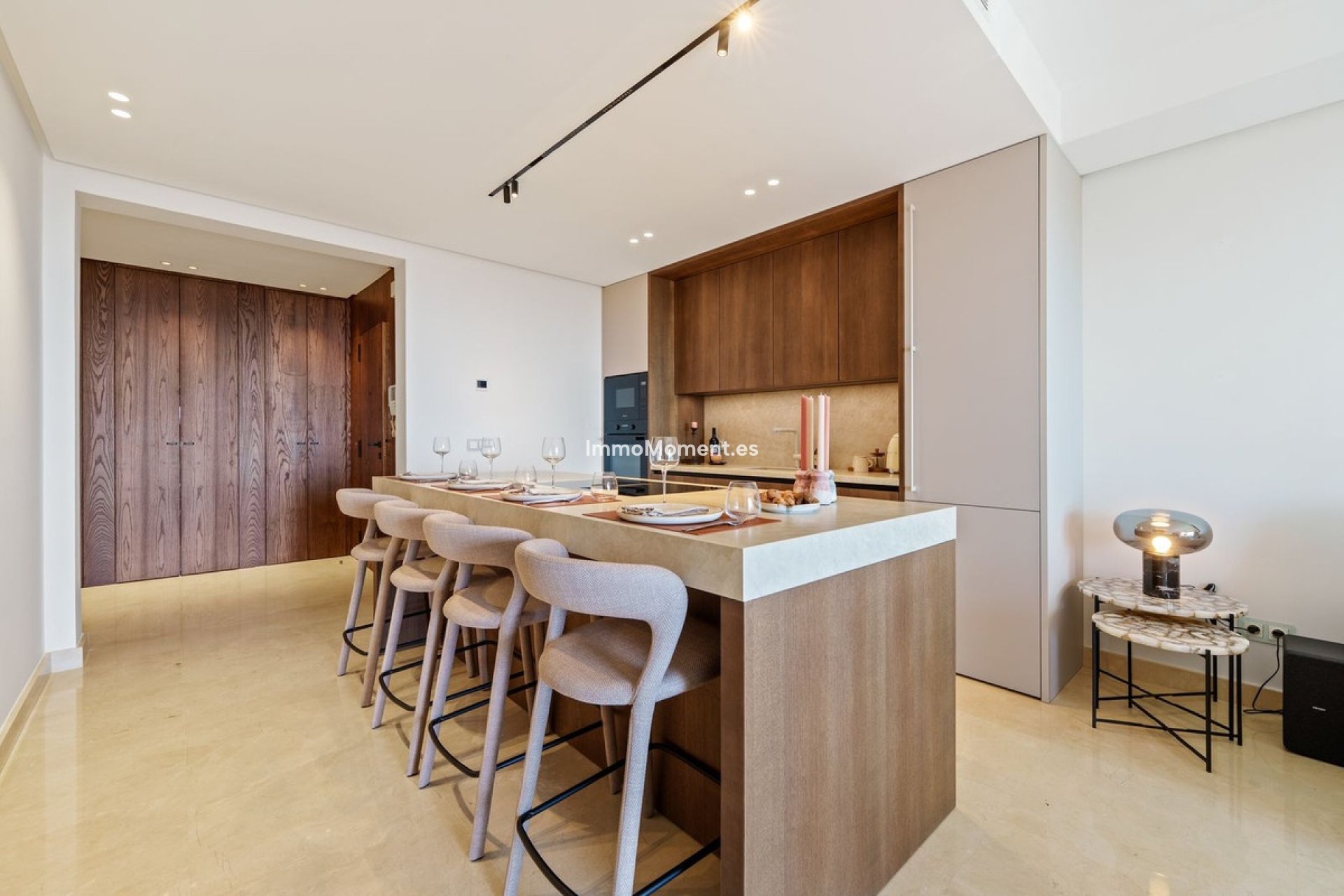 Resale - Apartment - Benahavís - Benahavís Centro