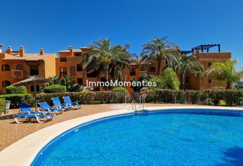 Resale - Apartment - Benahavís - Benahavís Centro