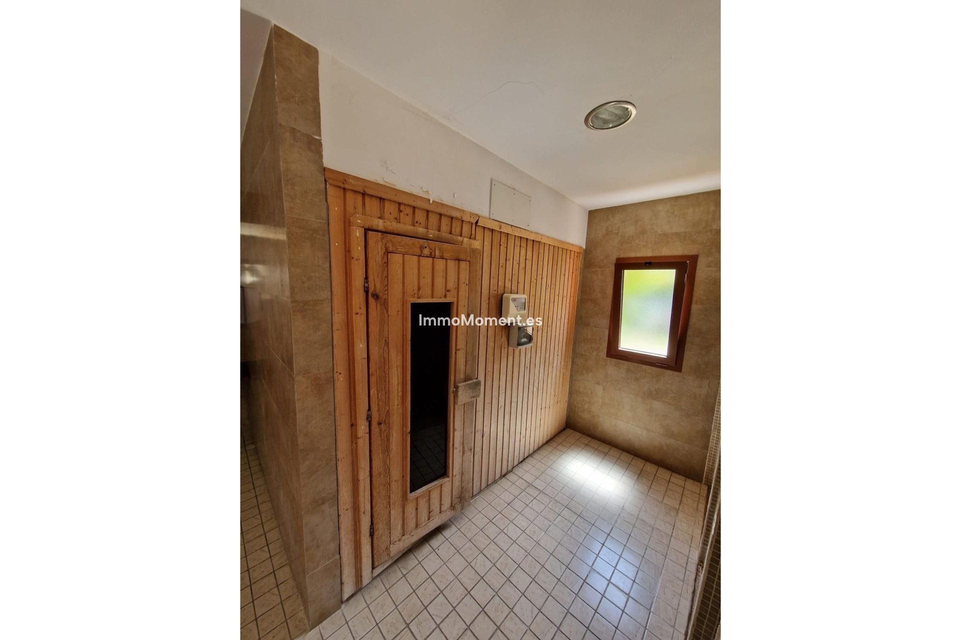 Resale - Apartment - Benahavís - Benahavís Centro